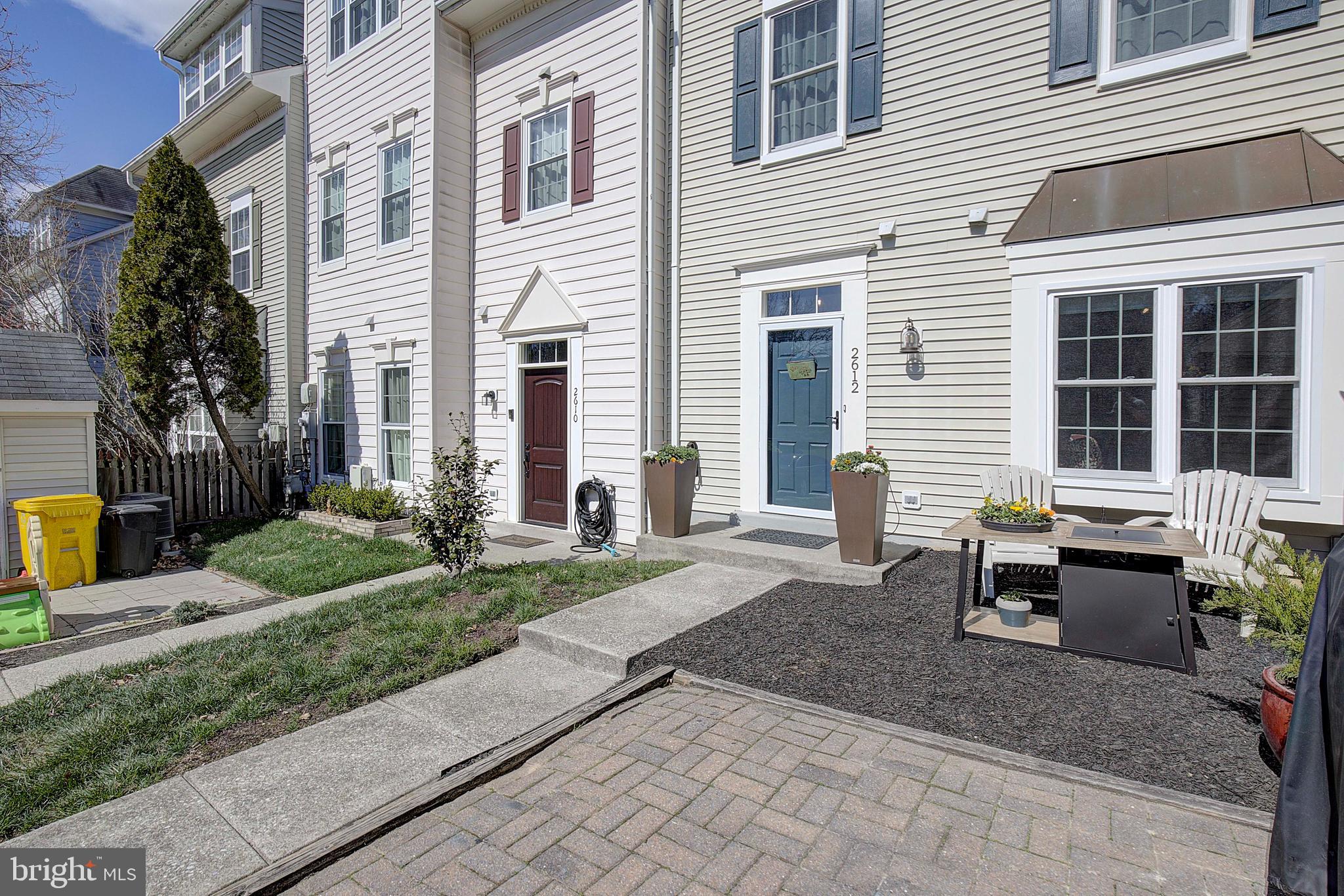 PINEY ORCHARD - Residential
