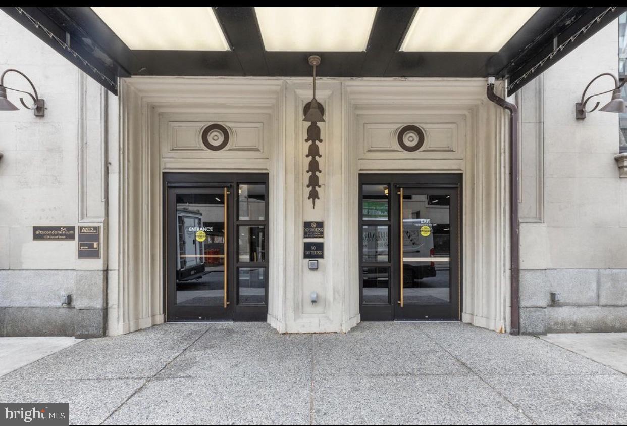 CENTER CITY - Residential