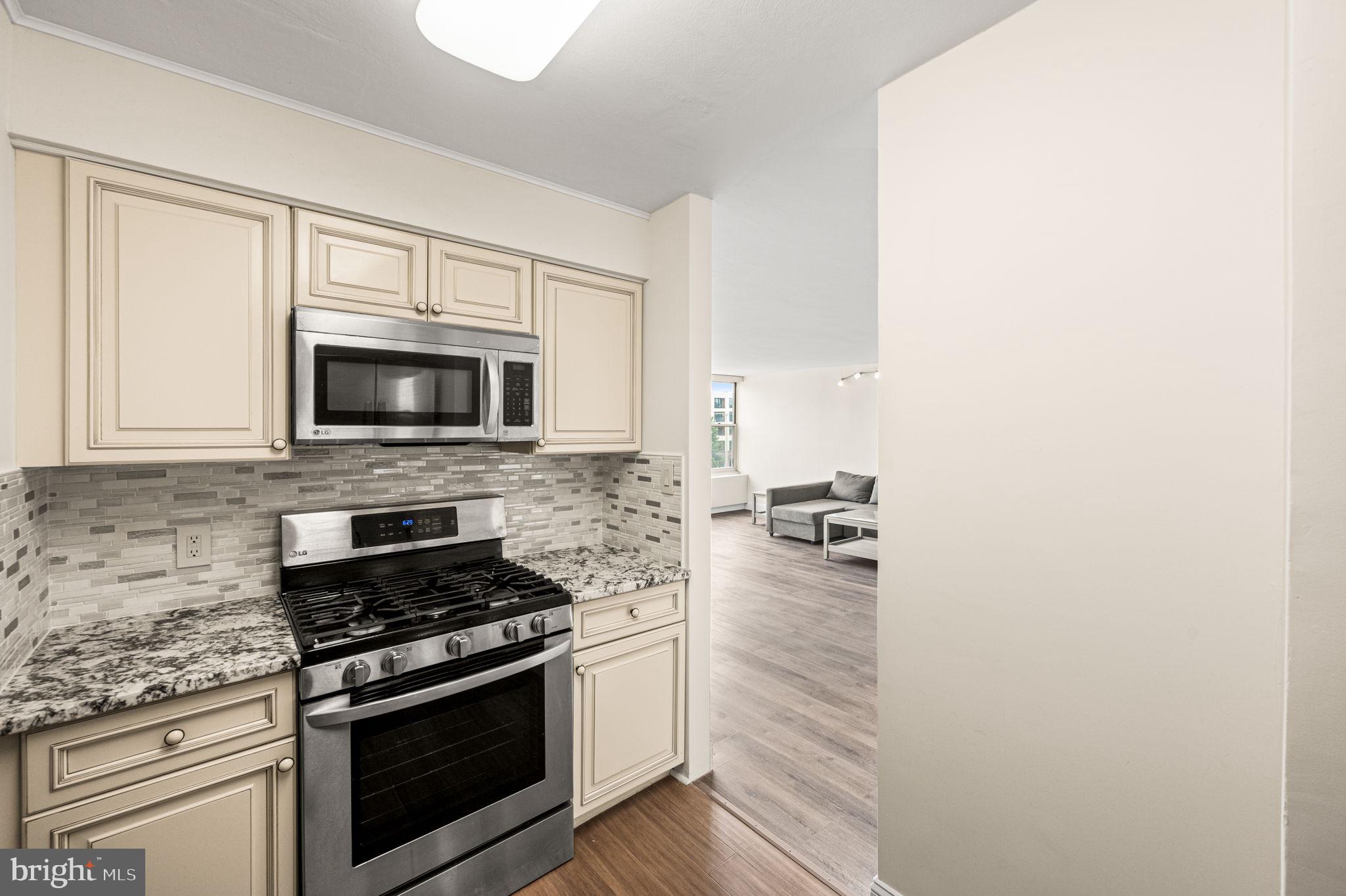 SUTTON TERR - Residential