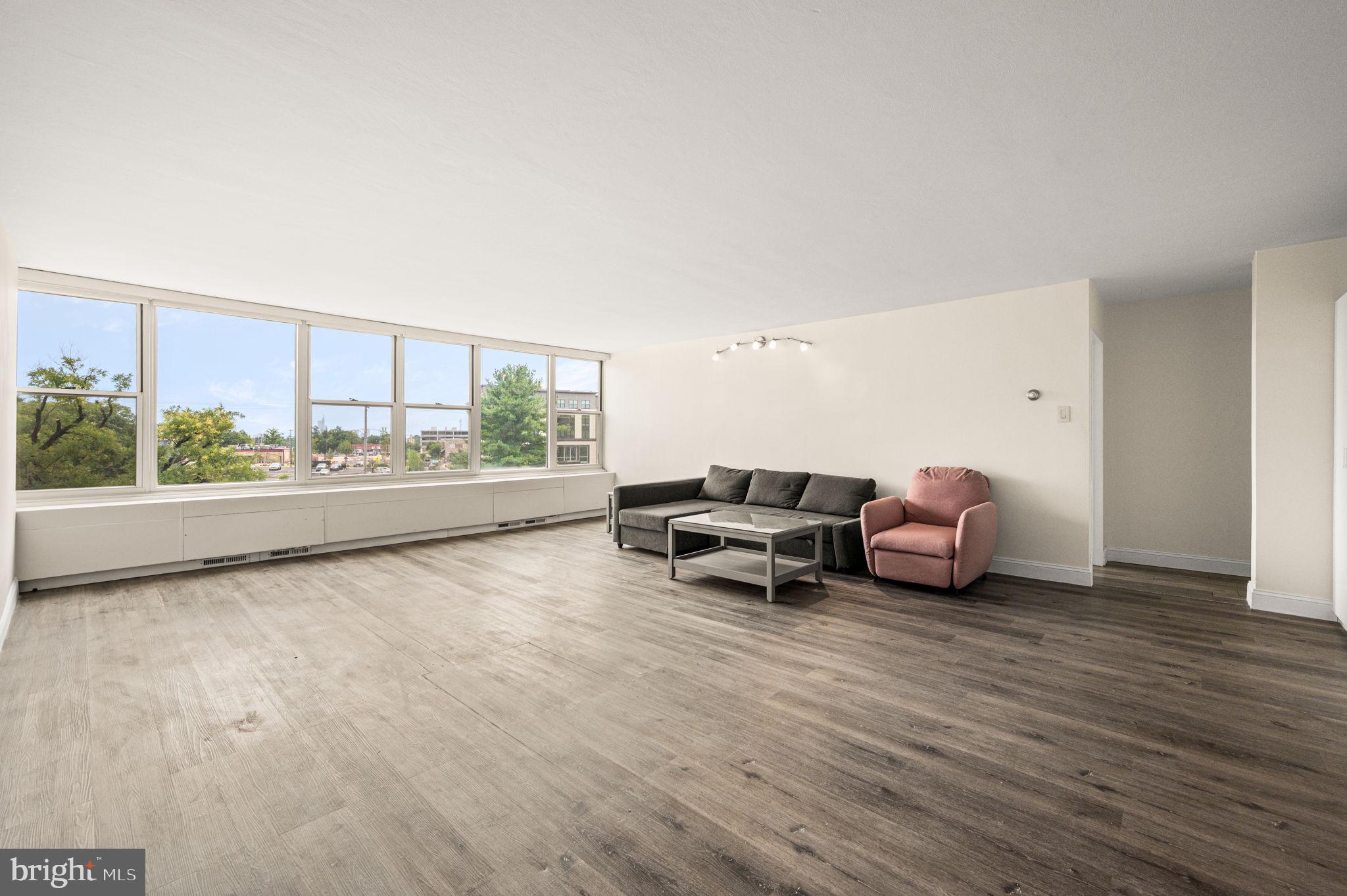 SUTTON TERR - Residential