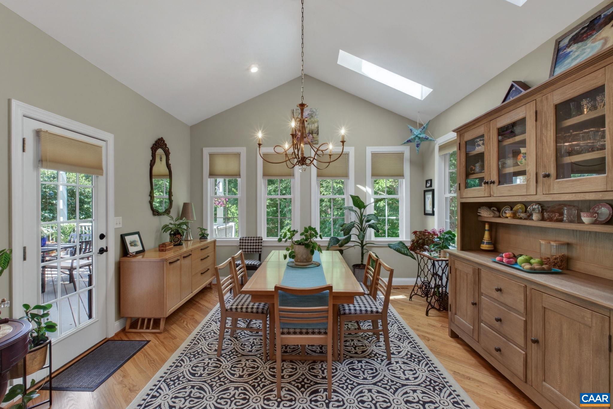 LAKE MONTICELLO - Residential