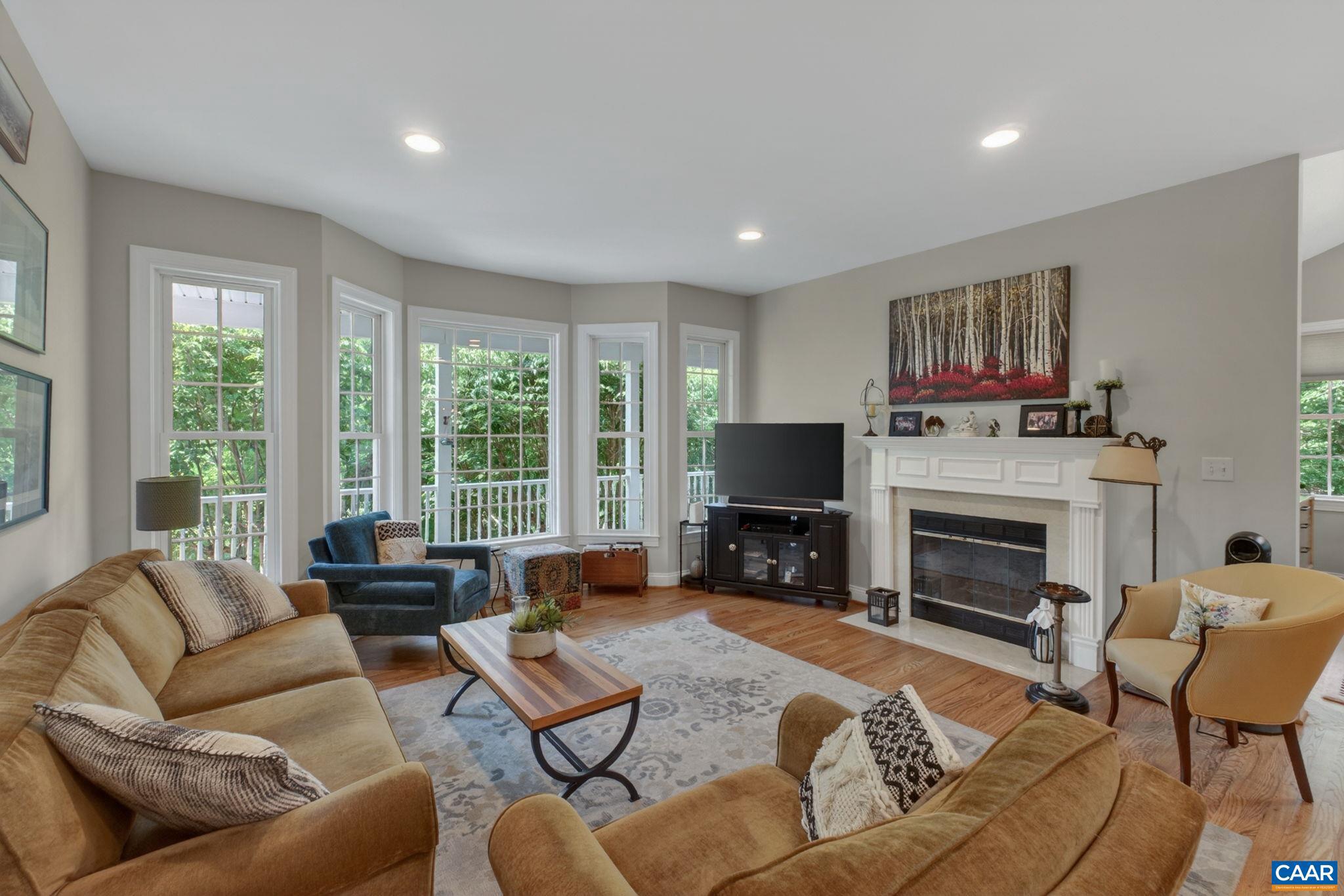 LAKE MONTICELLO - Residential