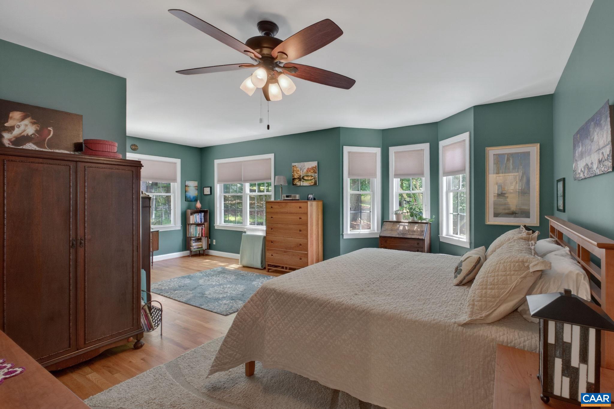 LAKE MONTICELLO - Residential