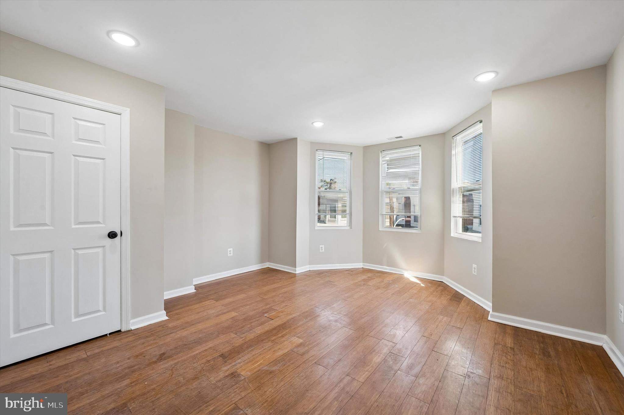 COBBS CREEK - Residential