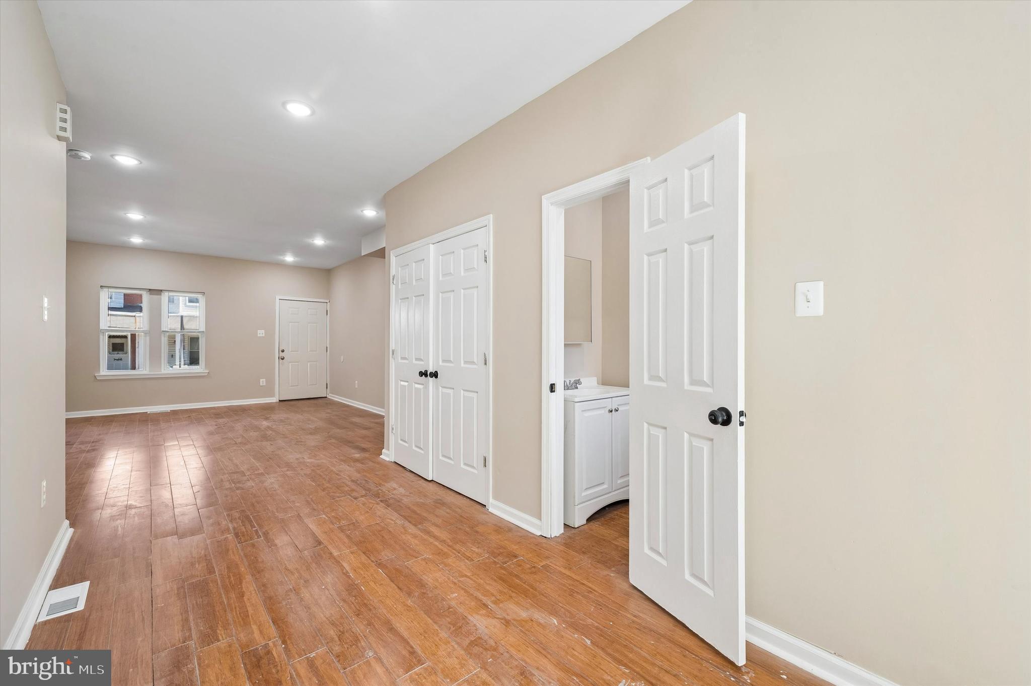 COBBS CREEK - Residential