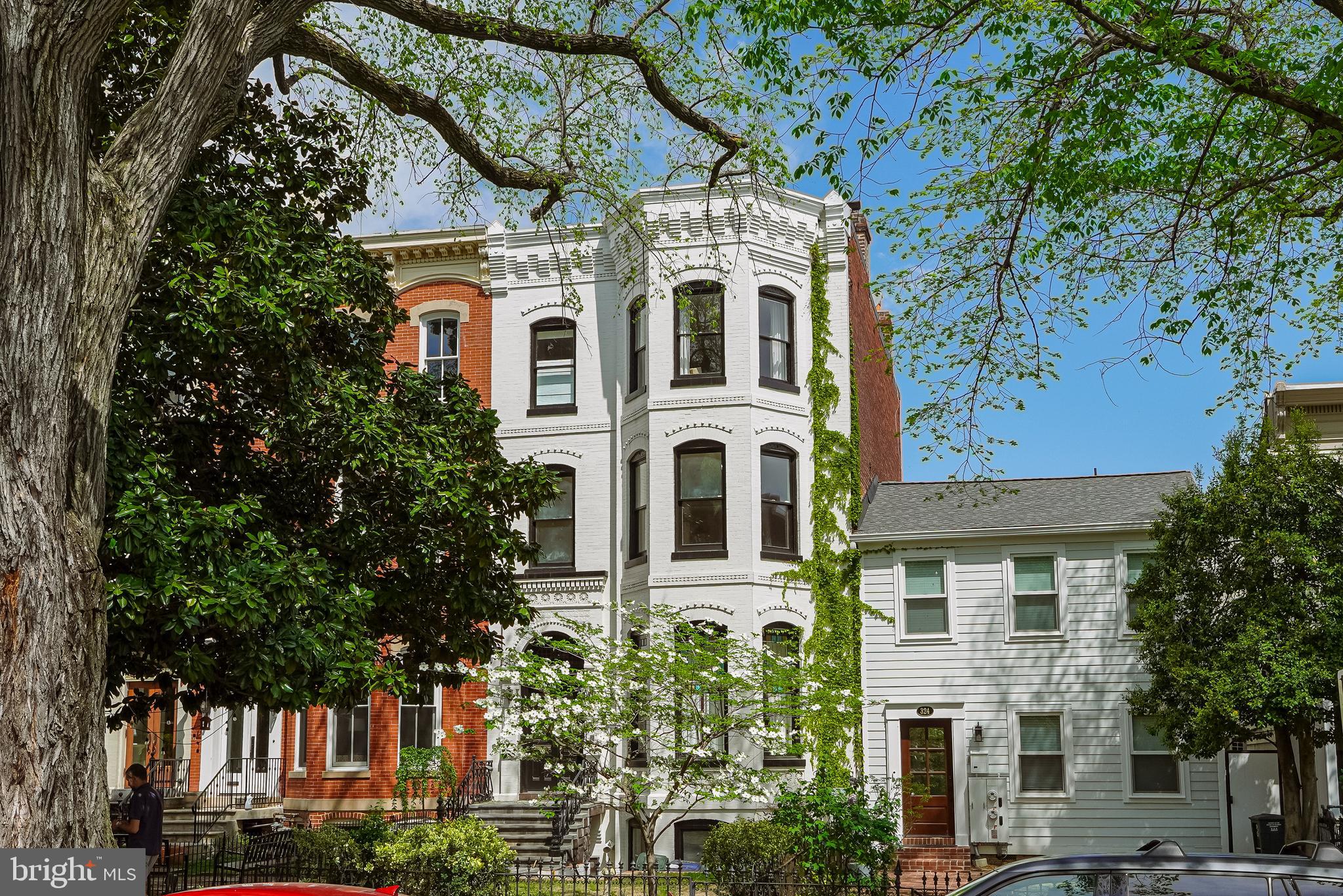 CAPITOL HILL - Residential