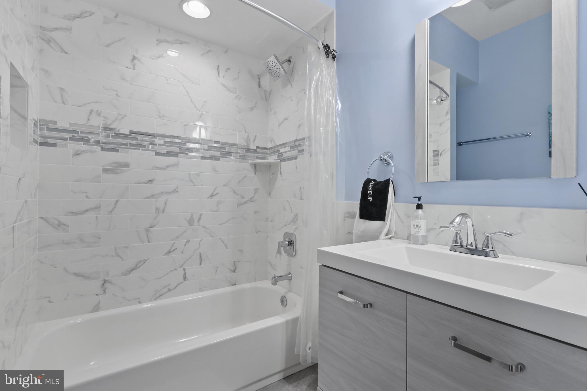 CANTON - Residential Lease