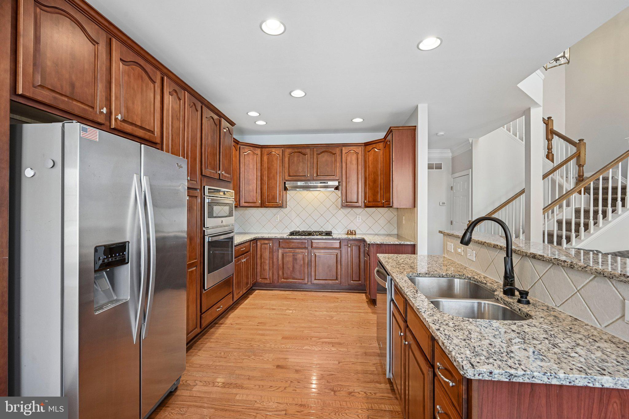 ARBOR POINT - Residential