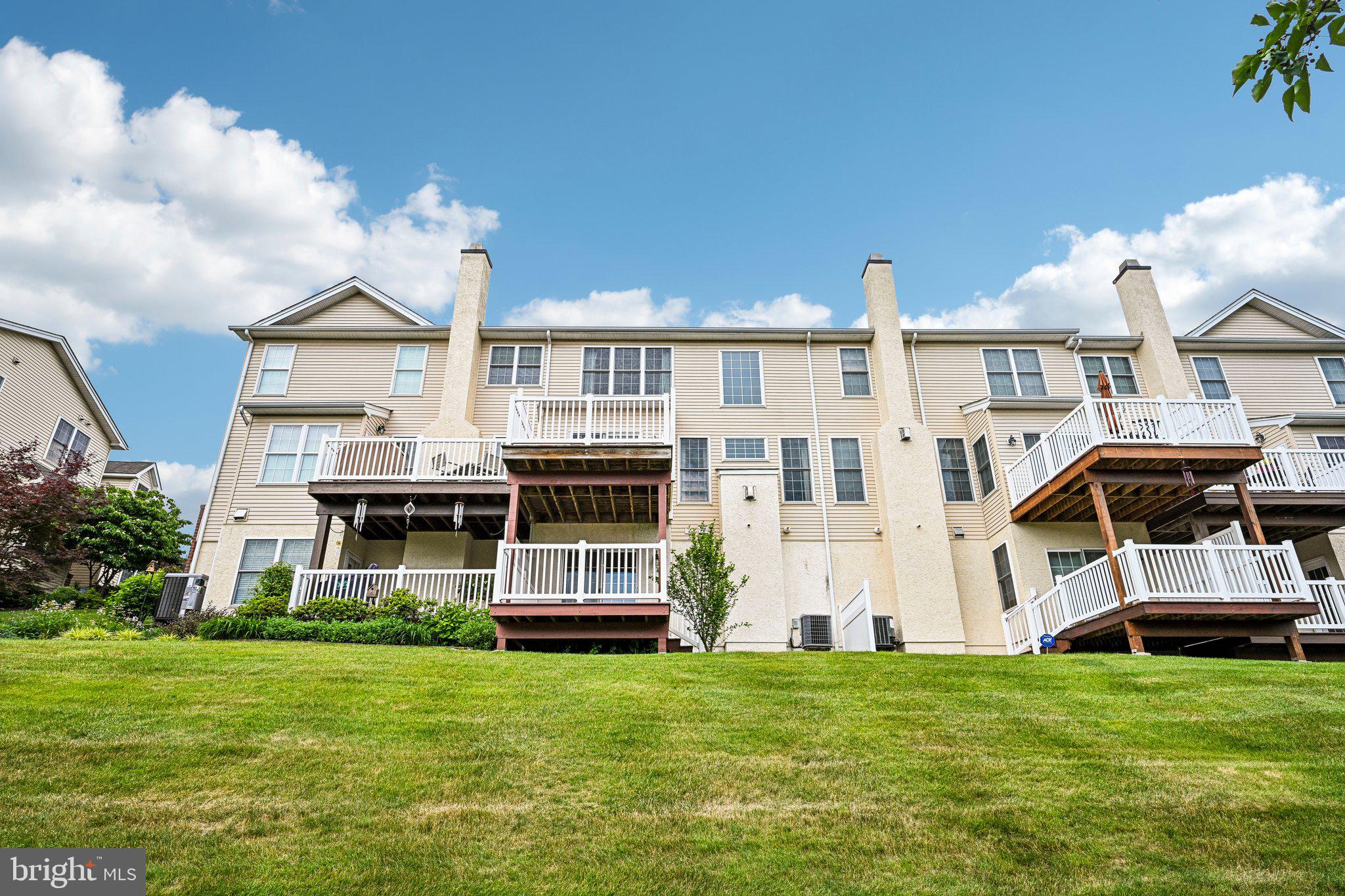 ARBOR POINT - Residential