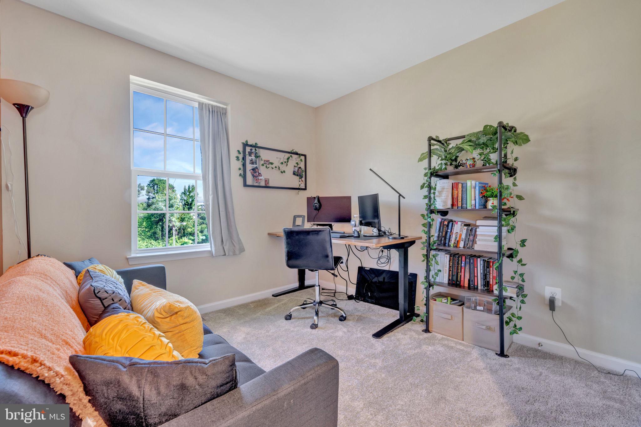 METRO POINTE - Residential Lease