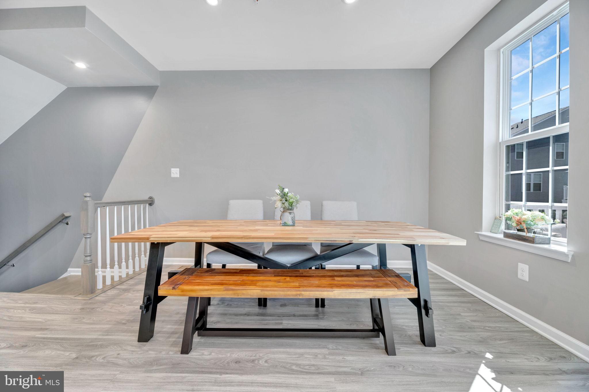 METRO POINTE - Residential Lease