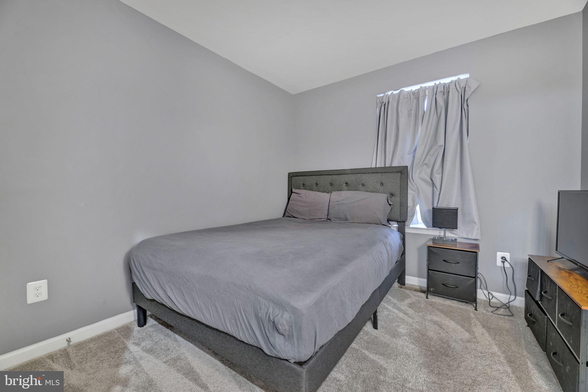 METRO POINTE - Residential Lease