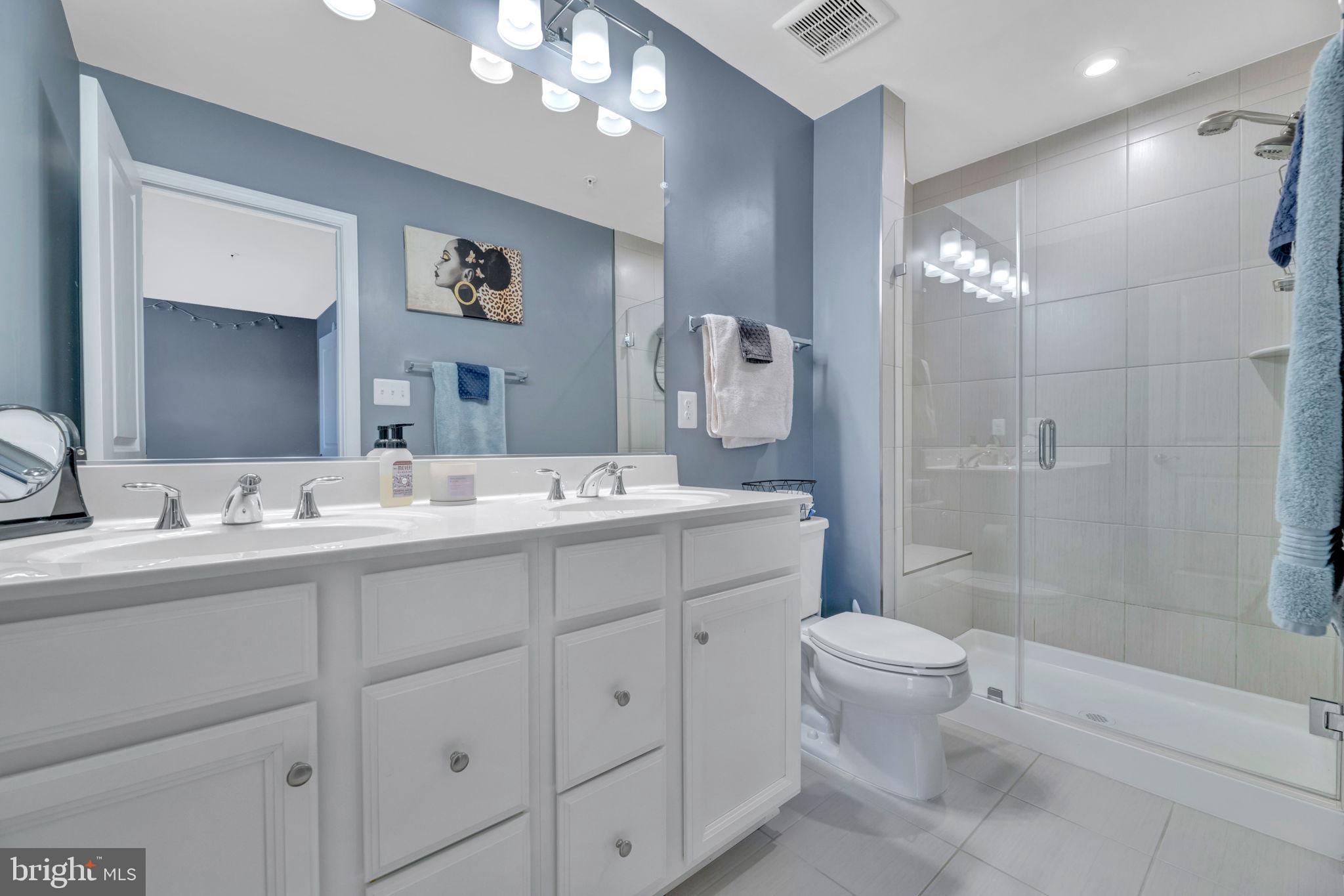 METRO POINTE - Residential Lease