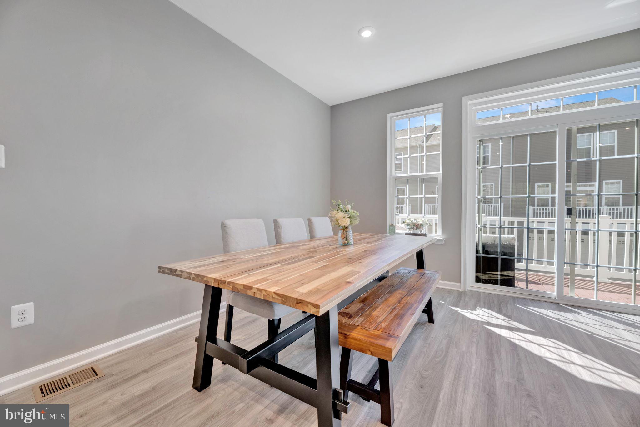 METRO POINTE - Residential Lease