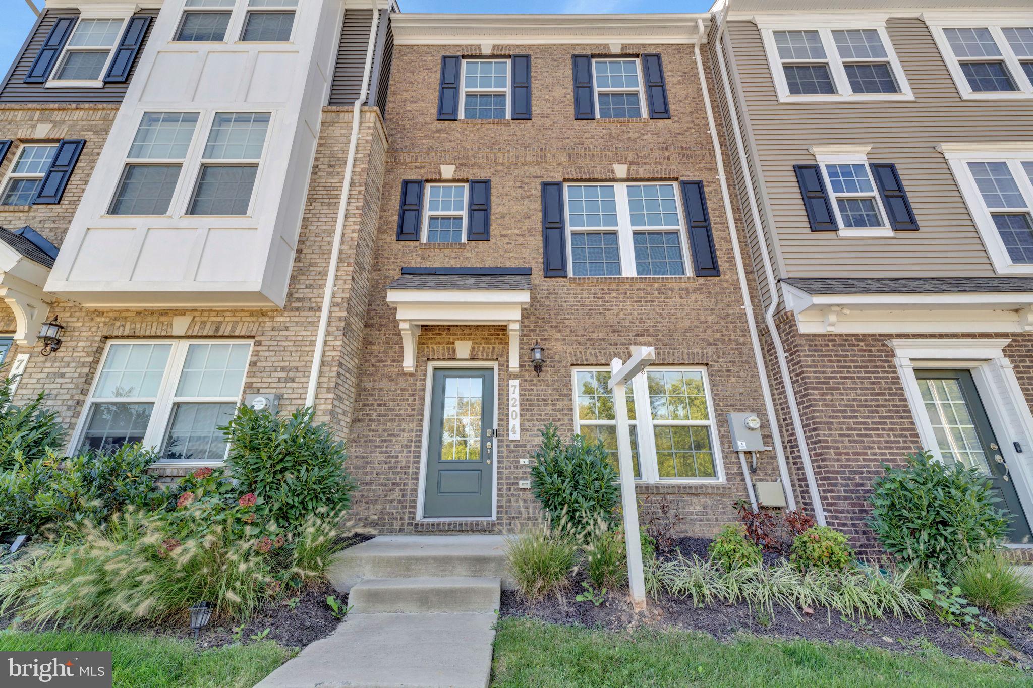 METRO POINTE - Residential Lease