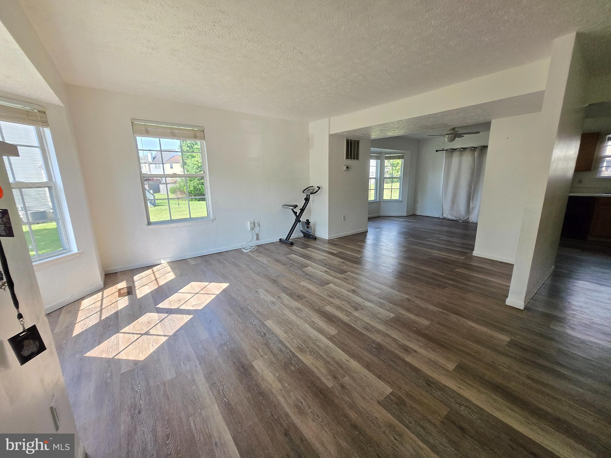 PARKVIEW TRAIL - Residential