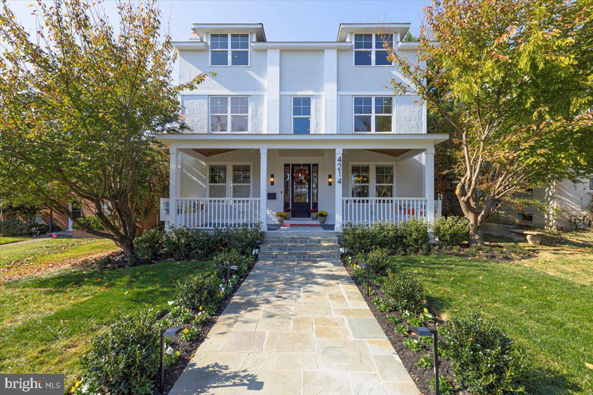 CRESTWOOD - Residential