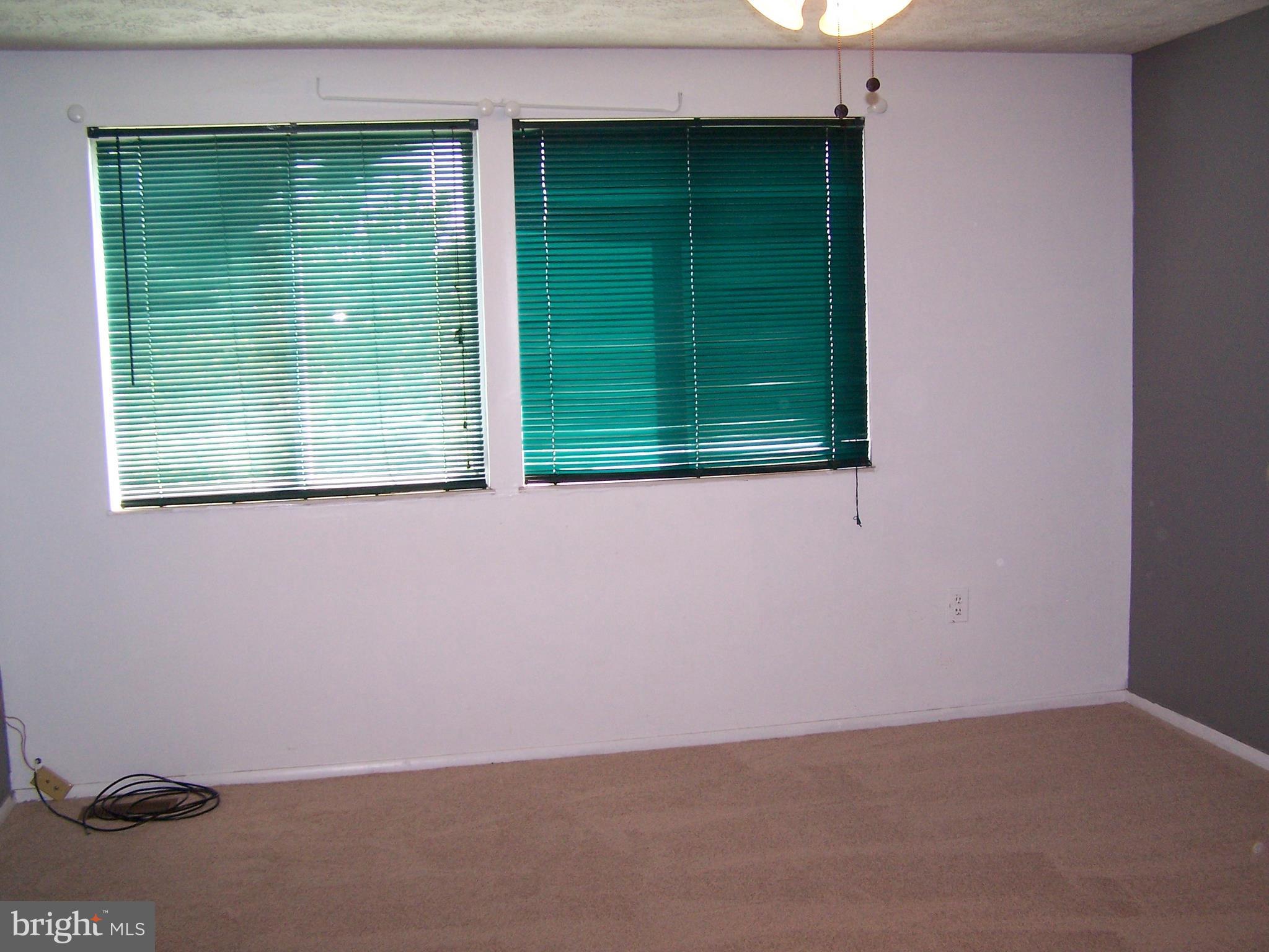 DAMASCUS VALLEY PARK - Residential Lease