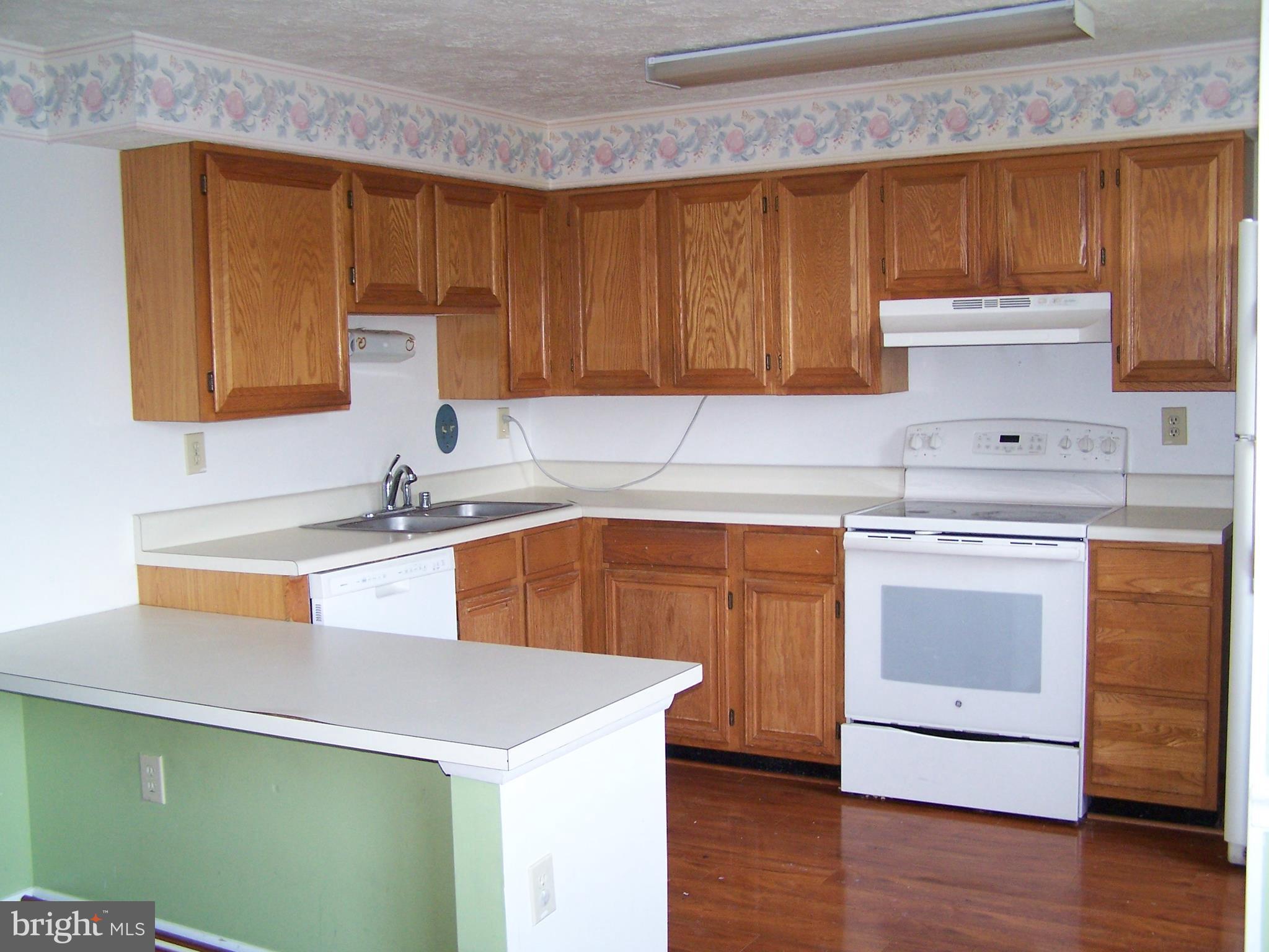 DAMASCUS VALLEY PARK - Residential Lease