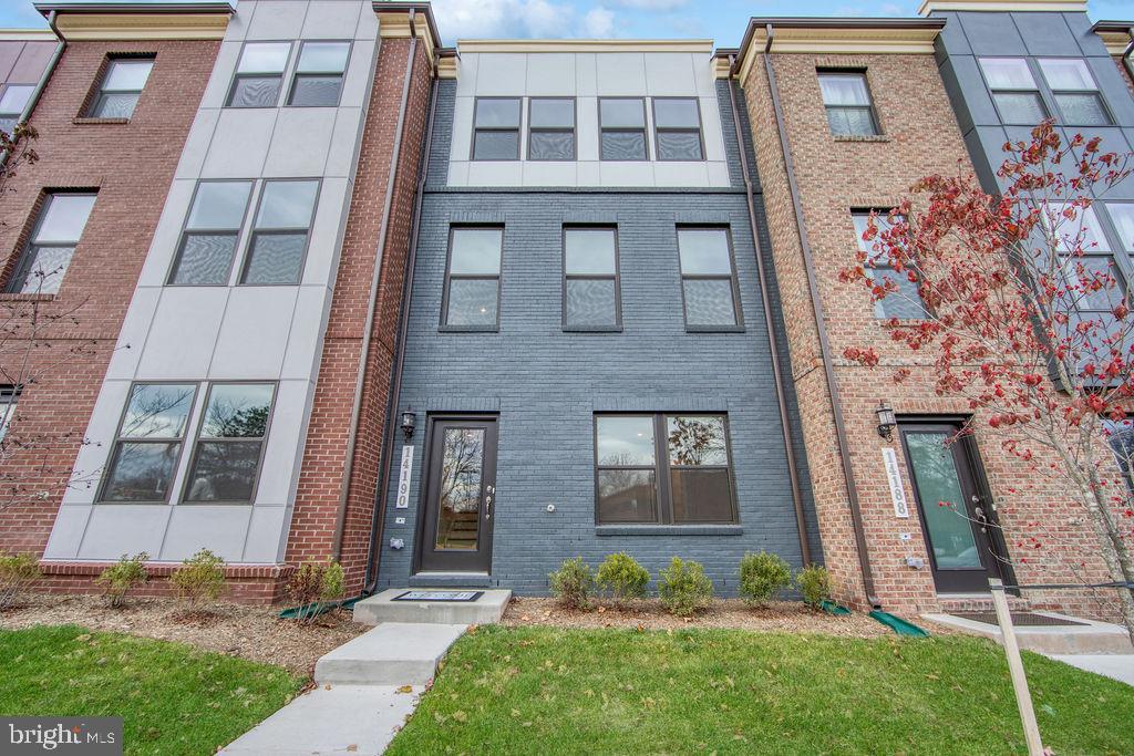 Stunning 3 level Townhouse in Stonebrook at Westfields. Ample Parking, Plenty of Natural Light,
Open View to Enjoy.  *A  3 level Townhouse, not a townhouse-style condo* 3 bedrooms, 2 full & 2 half baths.   Rear load 2 car garage.  Open floor plan featuring a spacious gourmet kitchen with quartz countertops, stainless steel Energy Star appliances, a pantry, and a sunroom/dining area leading to a private deck.  9' ceilings on all levels.  Primary suite with a luxurious ensuite bath, double vanity, quartz countertops & large walk-in closet.  Two other bedrooms share a hallway bath.   Main level rec room can be flex office/exercise space/TV room w/half bath and access to 2 car garage. 
Modern upscale living with modern finishes, recessed lighting, newer HVAC with air filtration.
 Laundry on  upper bedroom level....Don't forget the EV charging station near the front. 
Prime Location! Walk to Wegmans, Peet’s Coffee, Cava, Lazy Dog, Crumbl Cookies, and many more restaurants at The Field at Commonwealth Town Center.  Close to Costco and Fair Oaks Mall. 
Easy access to Rte. 28, I-66, Rte. 50, Fairfax County Pkwy and Dulles Airport.
