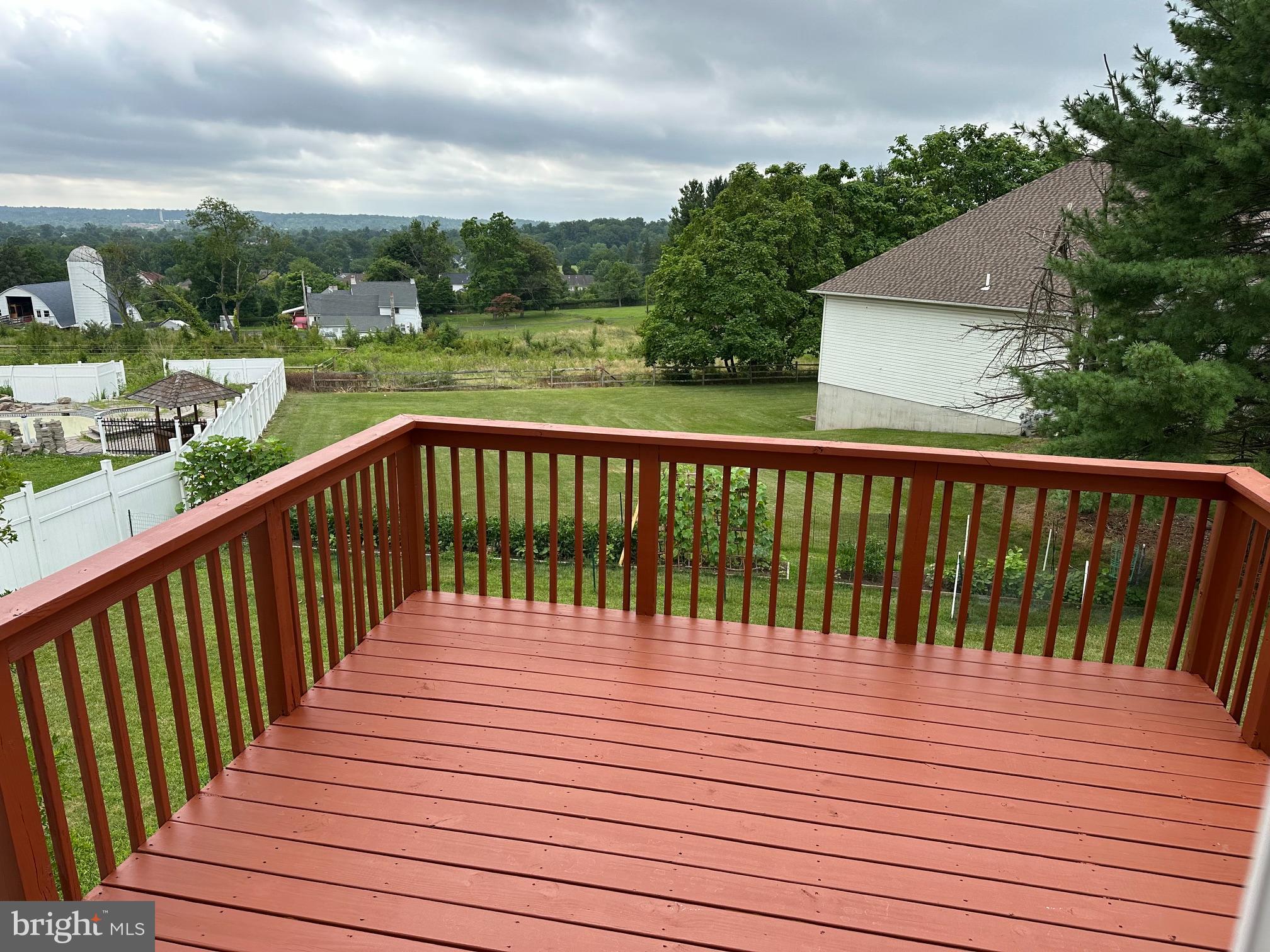 HICKORY RIDGE - Residential