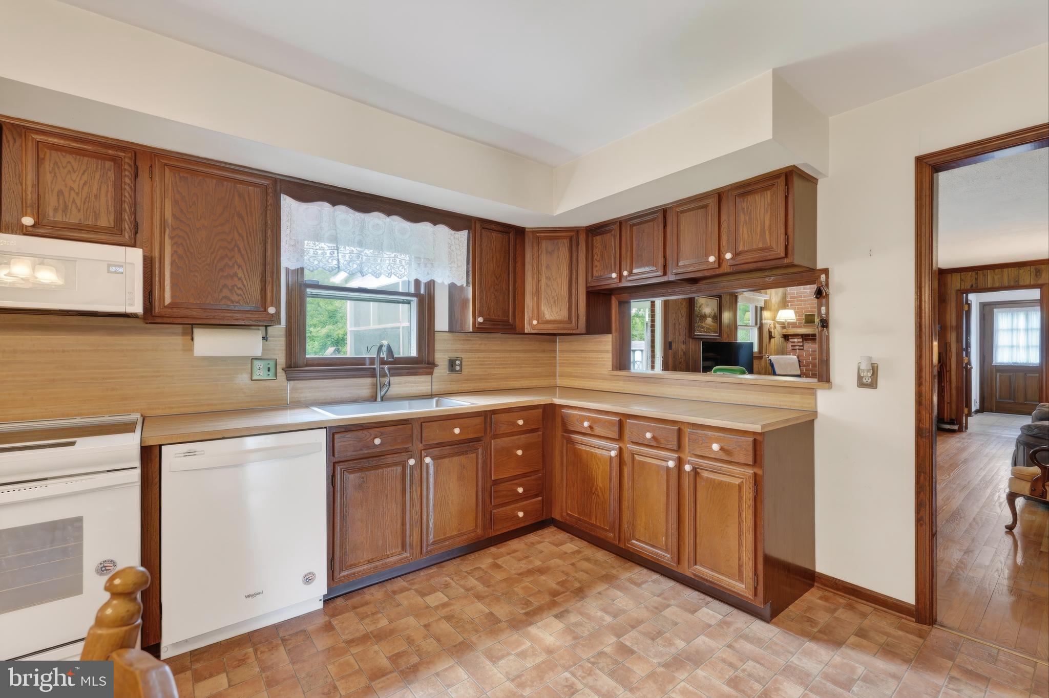 CARAVEL FARMS - Residential