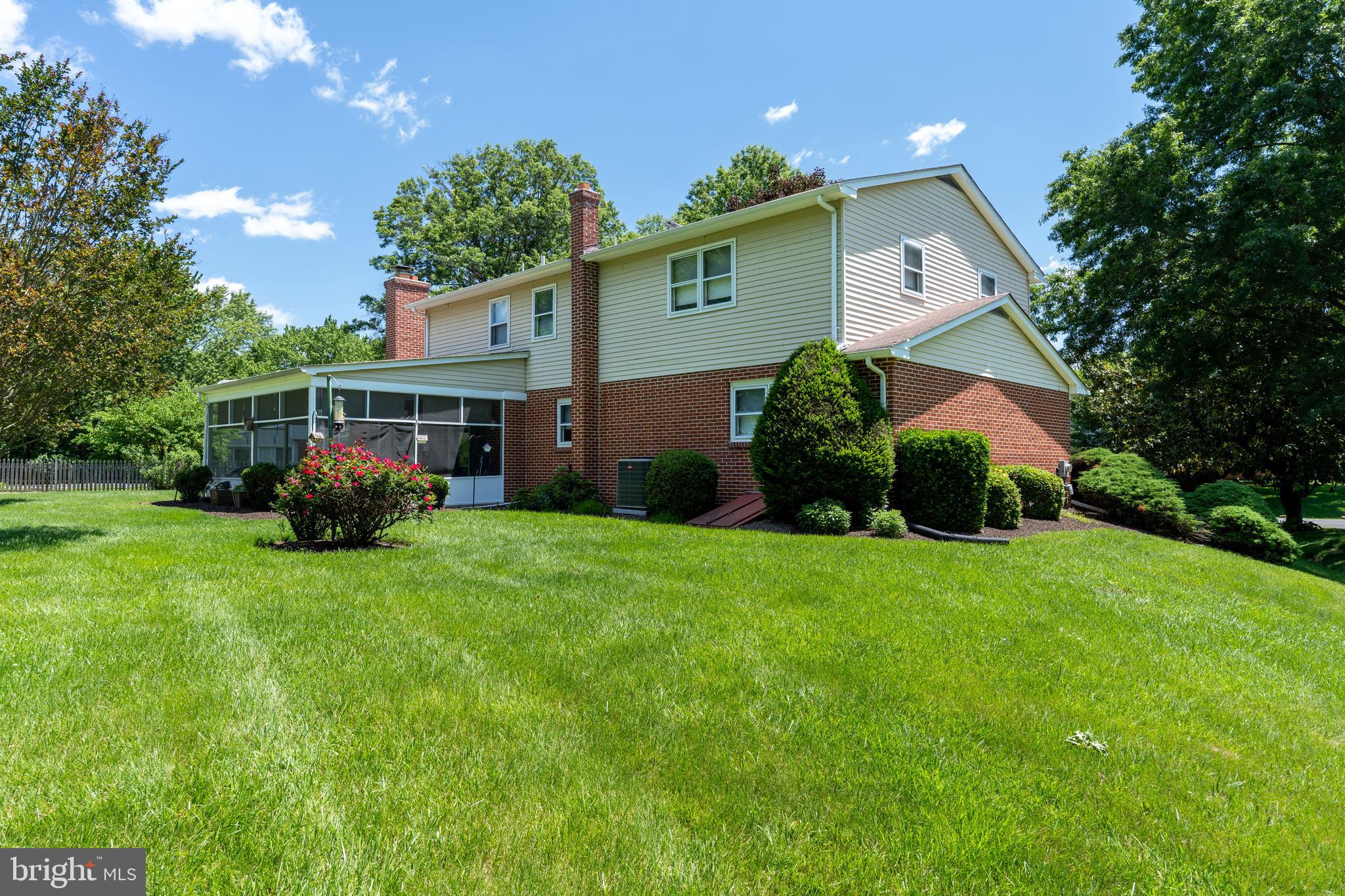 CARAVEL FARMS - Residential