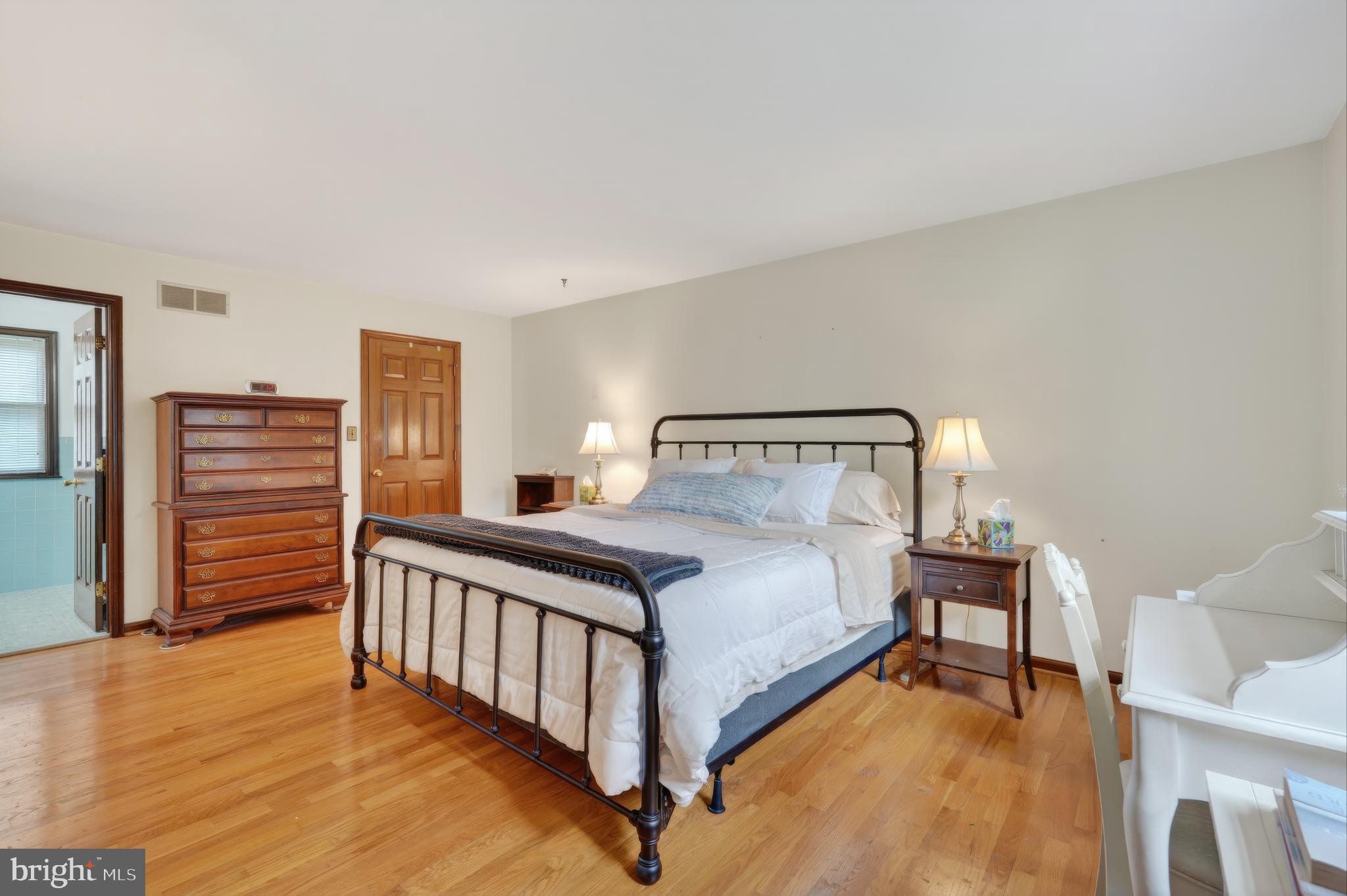 CARAVEL FARMS - Residential