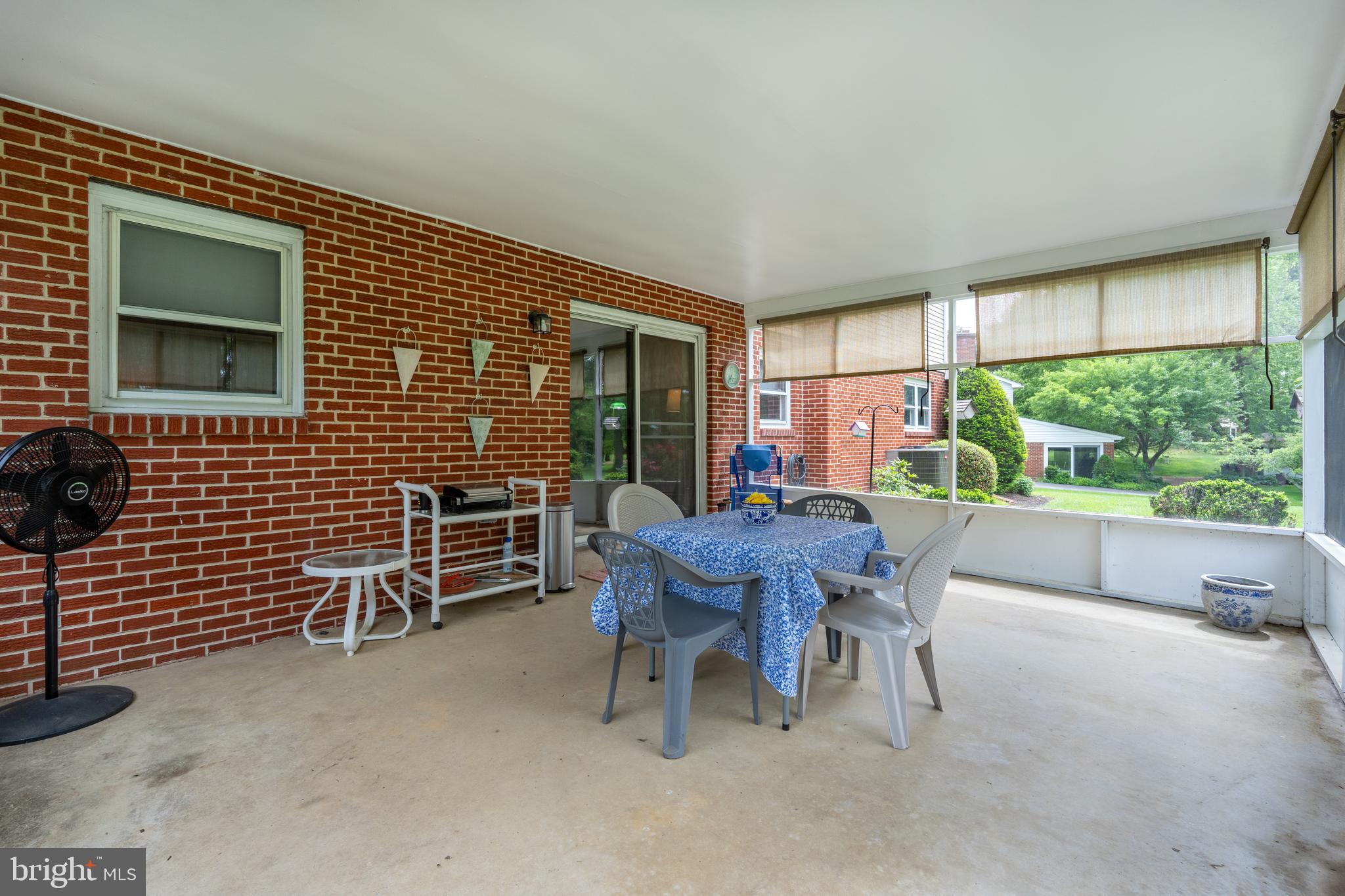 CARAVEL FARMS - Residential