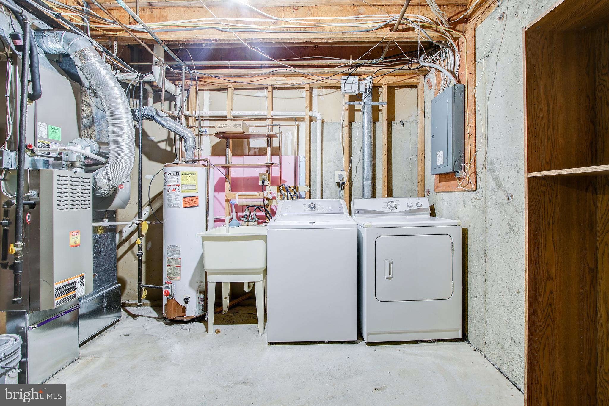 HADLEY FARMS - Residential