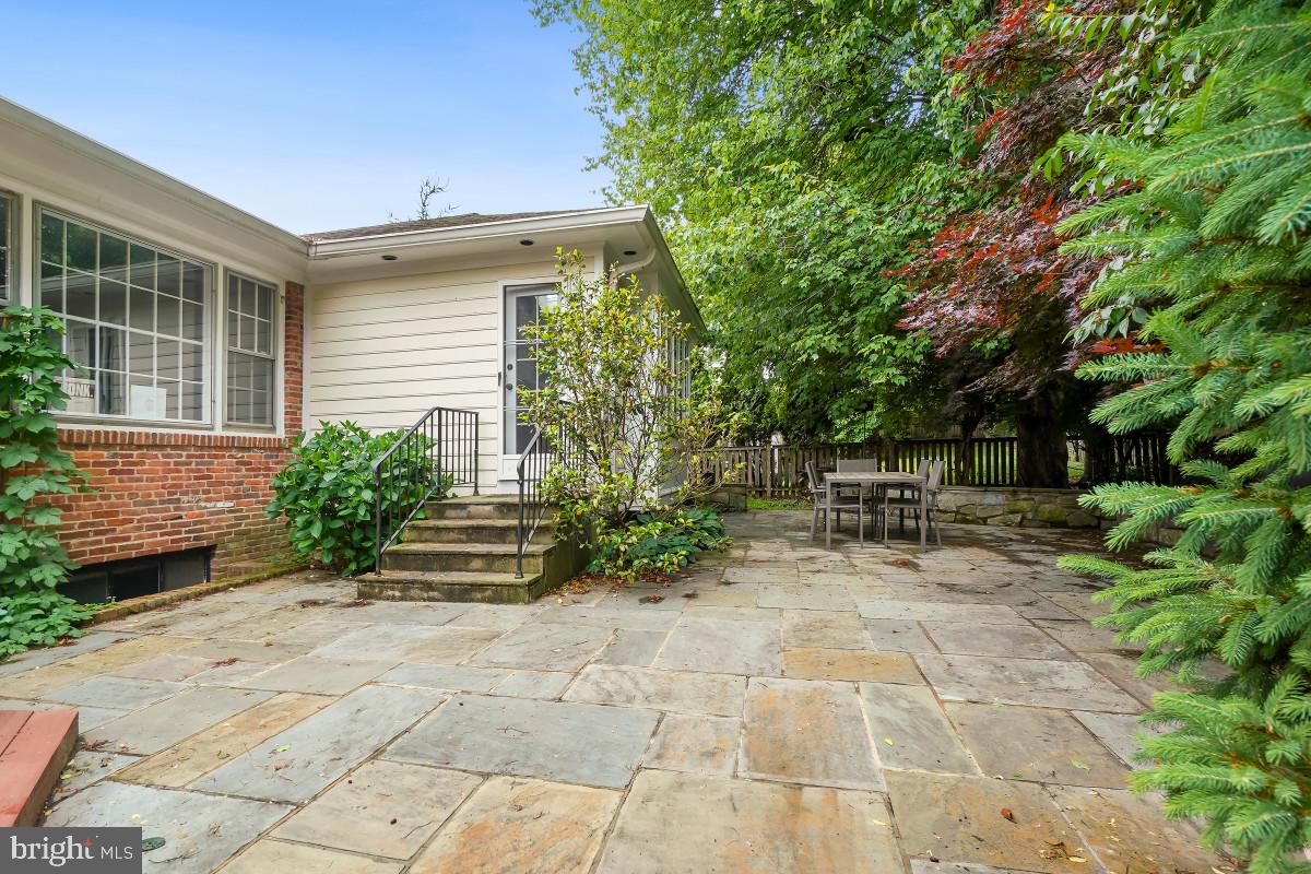 ROLLINGWOOD - Residential
