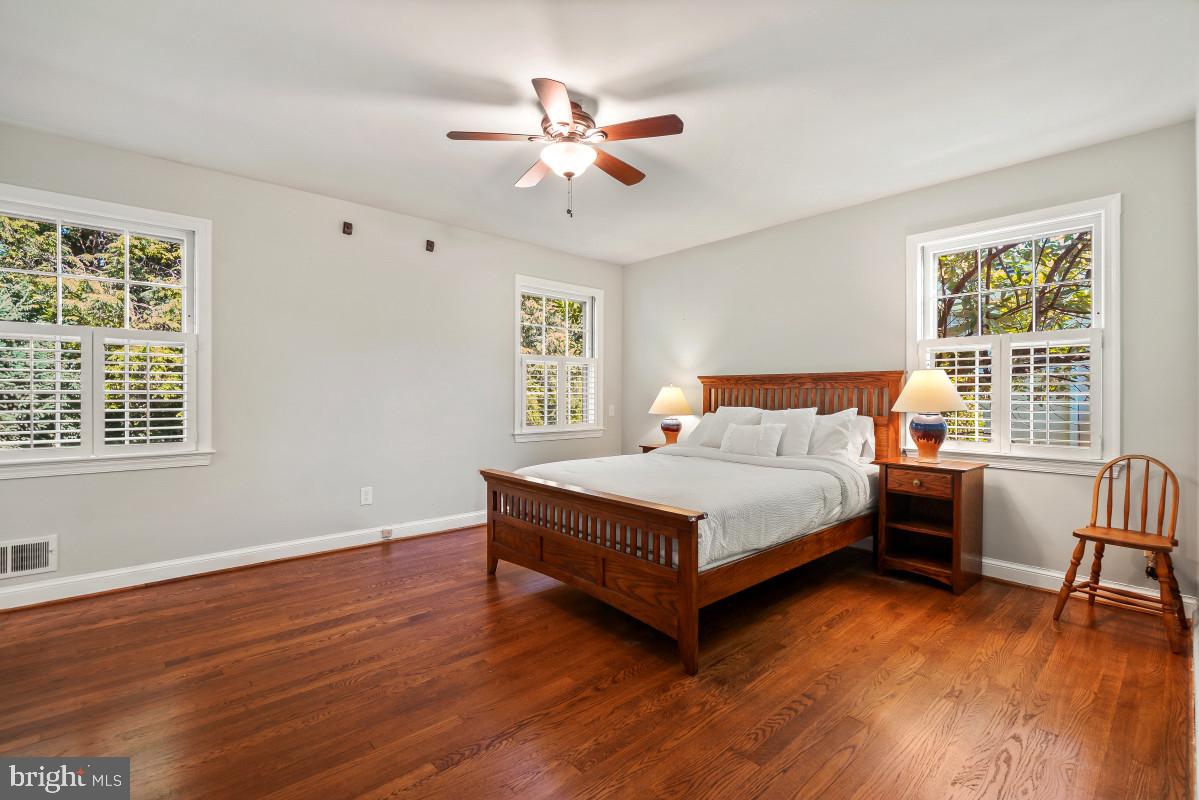 ROLLINGWOOD - Residential