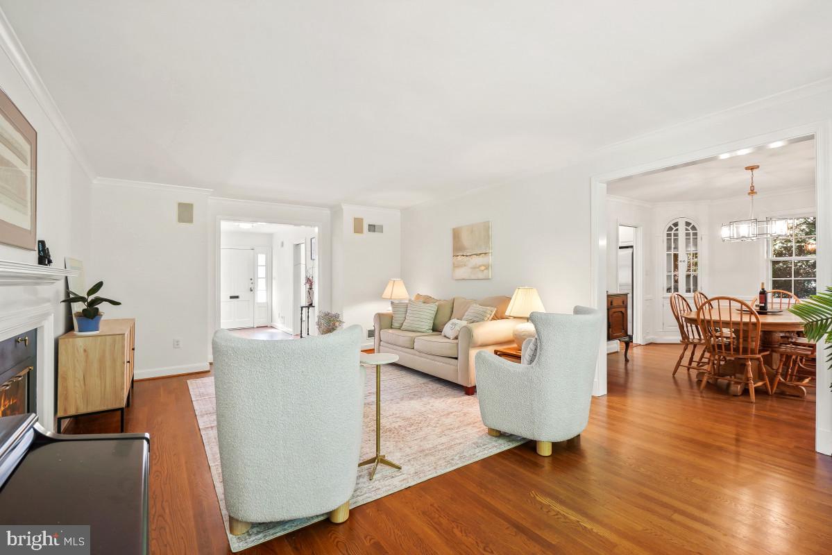 ROLLINGWOOD - Residential