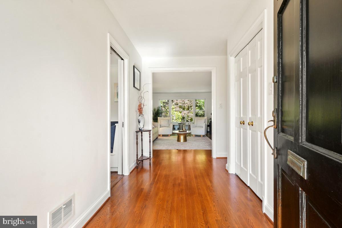 ROLLINGWOOD - Residential
