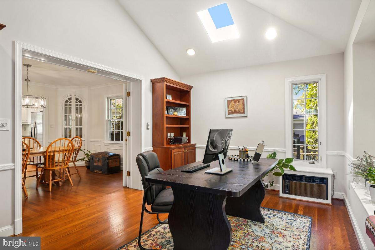 ROLLINGWOOD - Residential