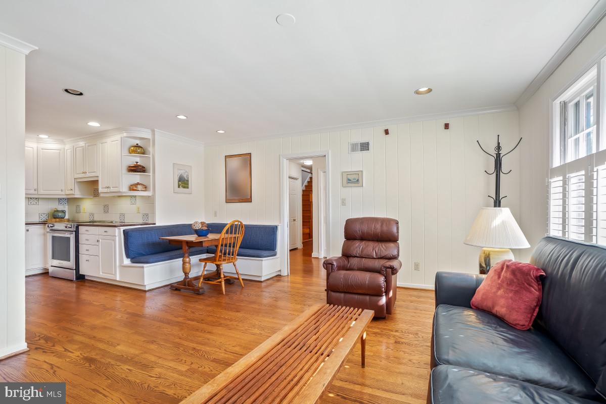 ROLLINGWOOD - Residential