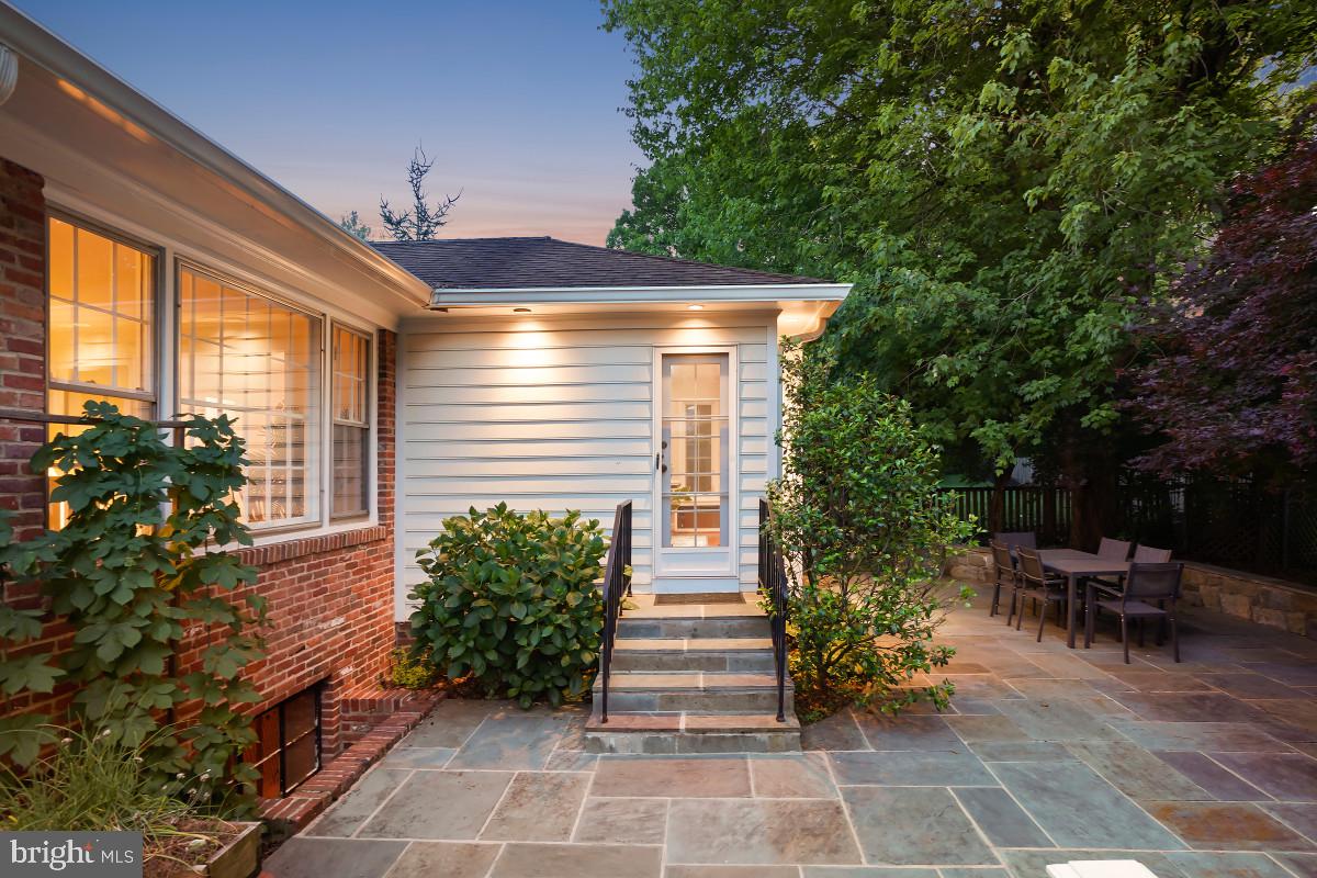 ROLLINGWOOD - Residential