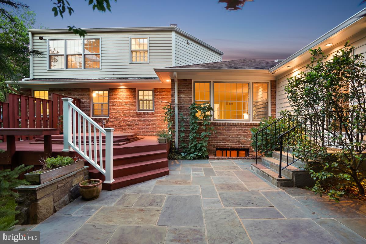 ROLLINGWOOD - Residential