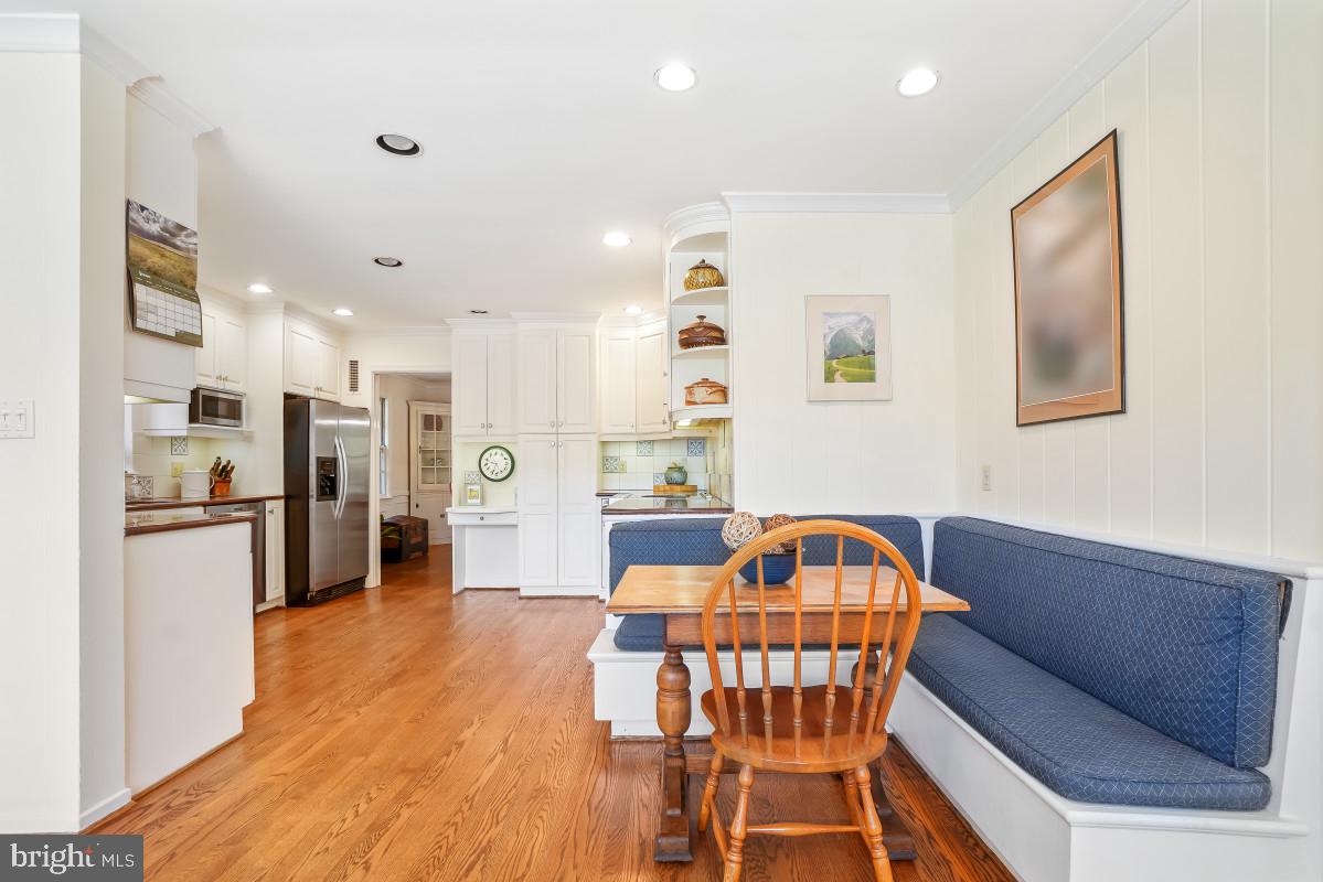 ROLLINGWOOD - Residential