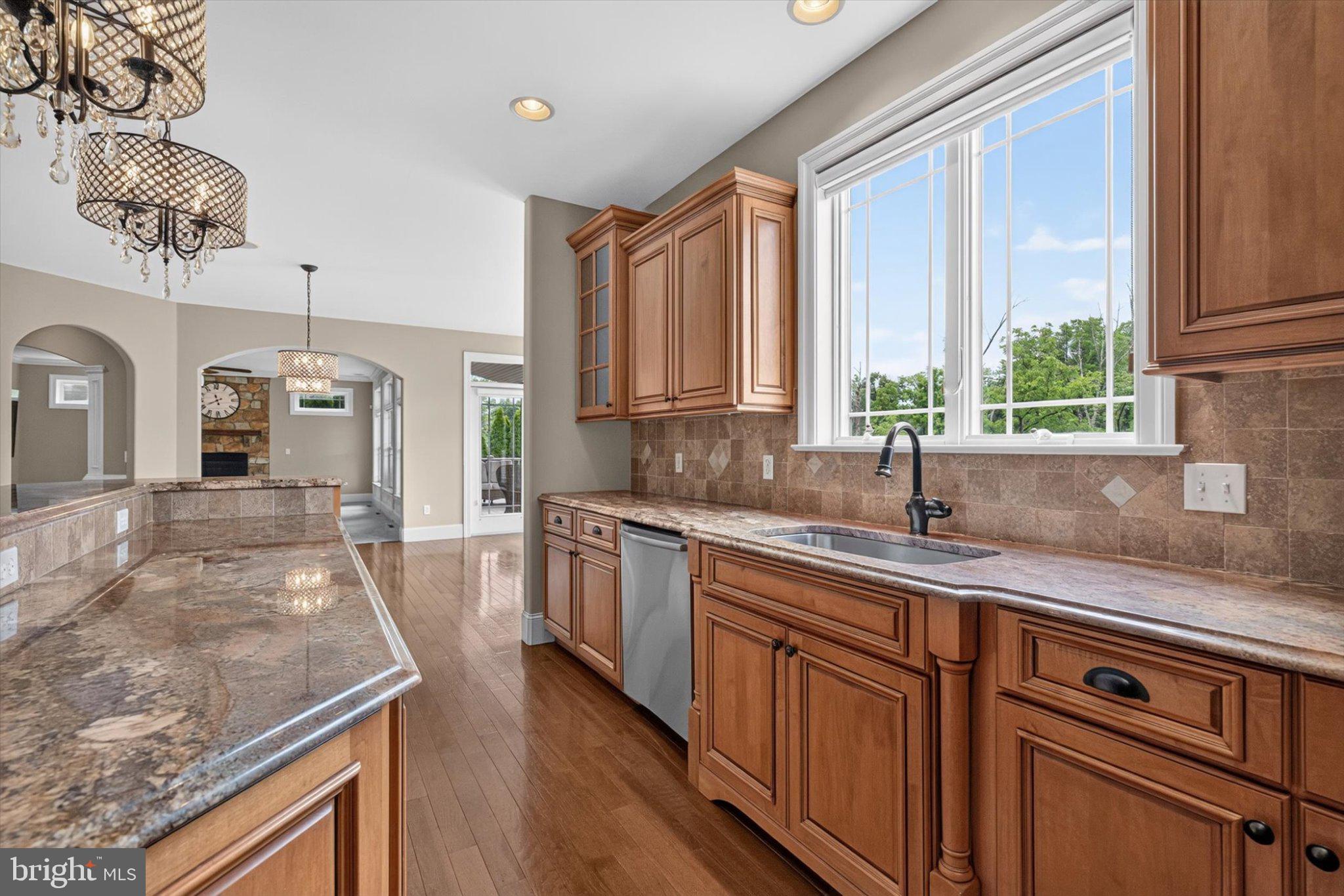 DEAVEN WOODS - Residential