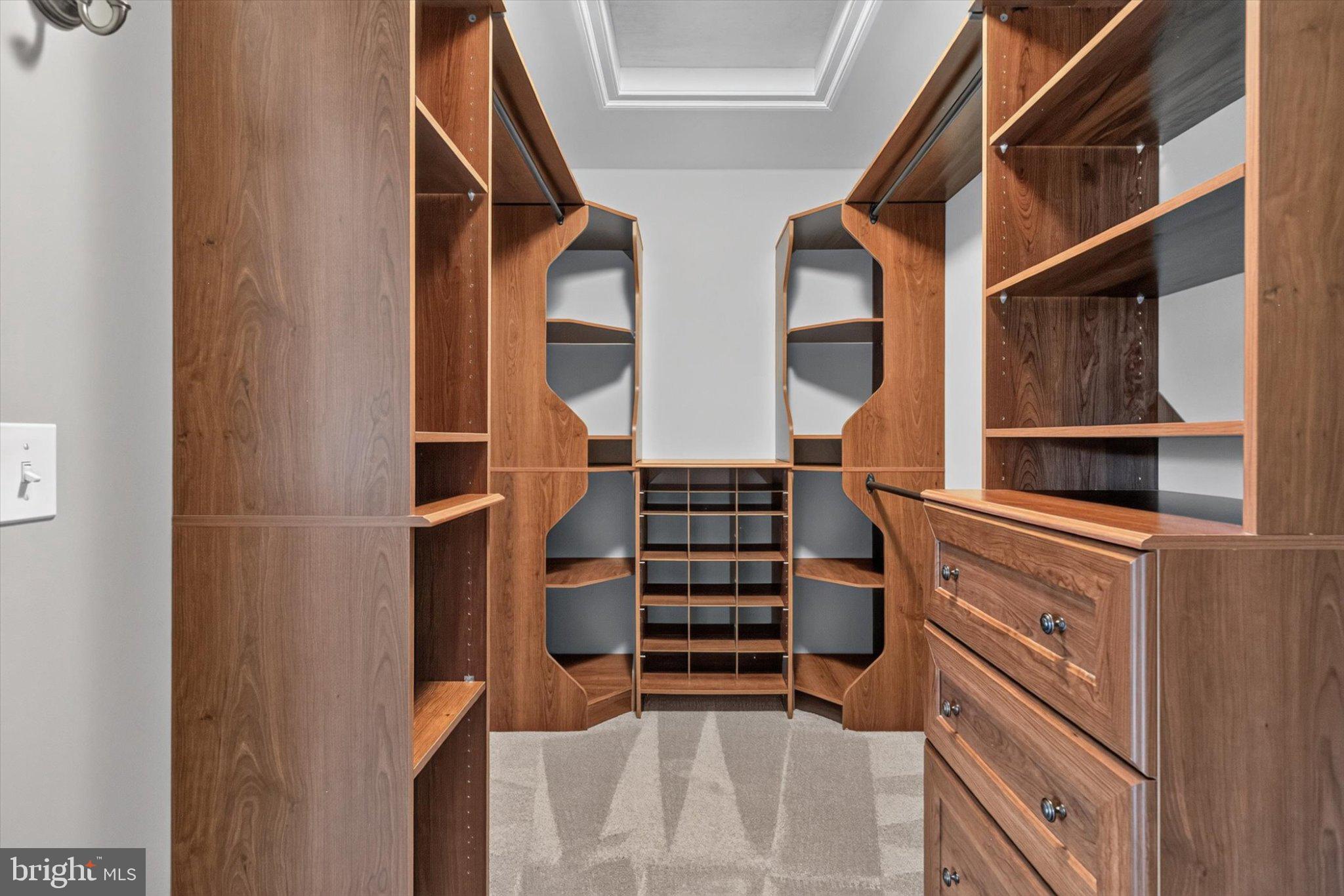 DEAVEN WOODS - Residential