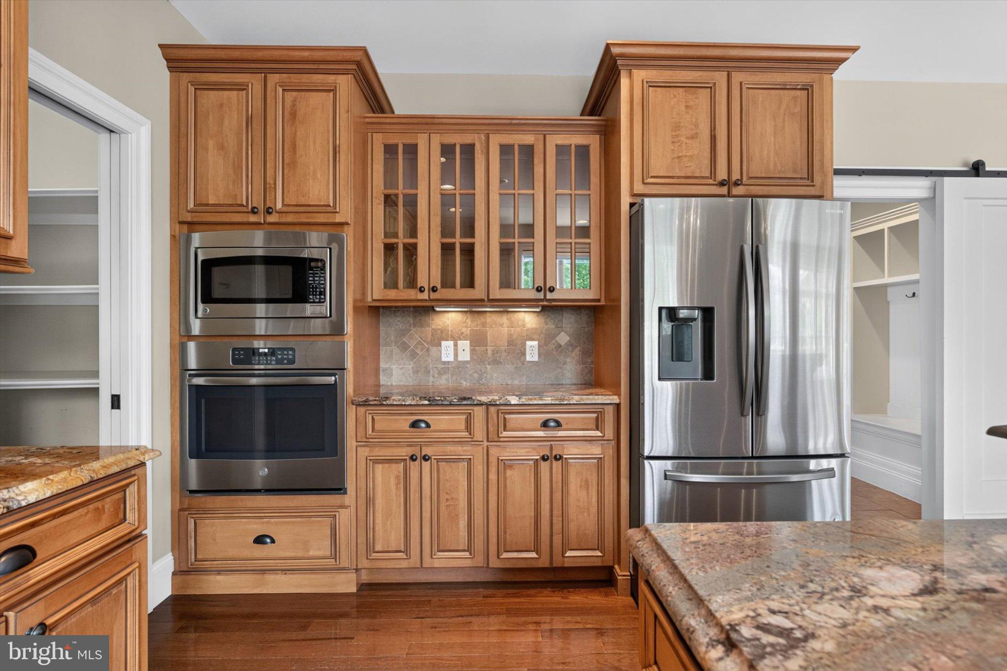 DEAVEN WOODS - Residential