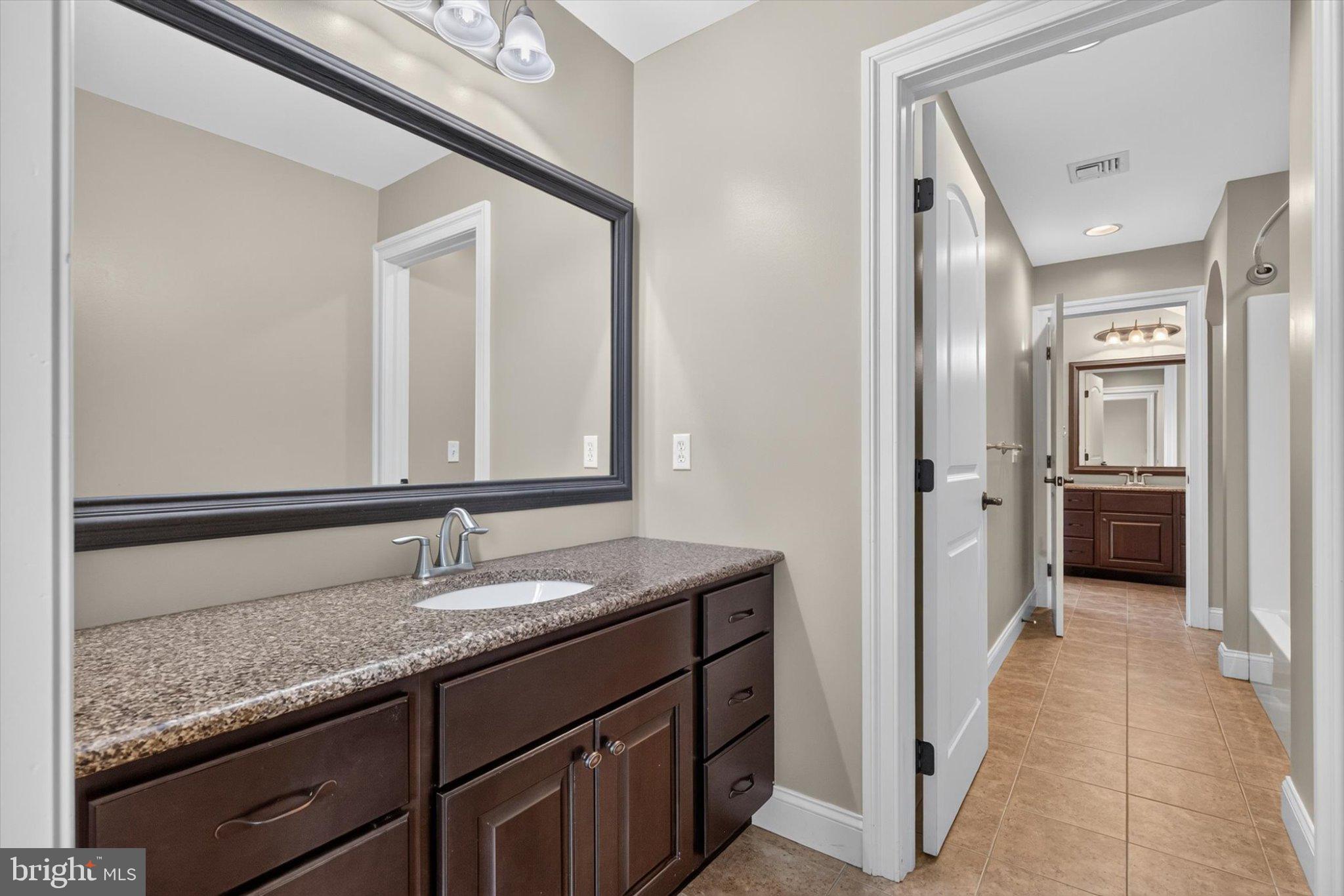 DEAVEN WOODS - Residential