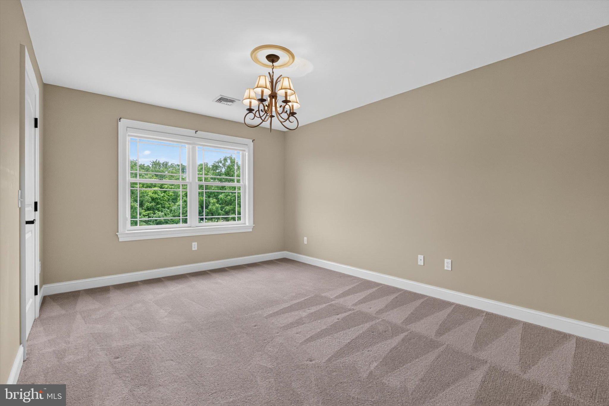 DEAVEN WOODS - Residential