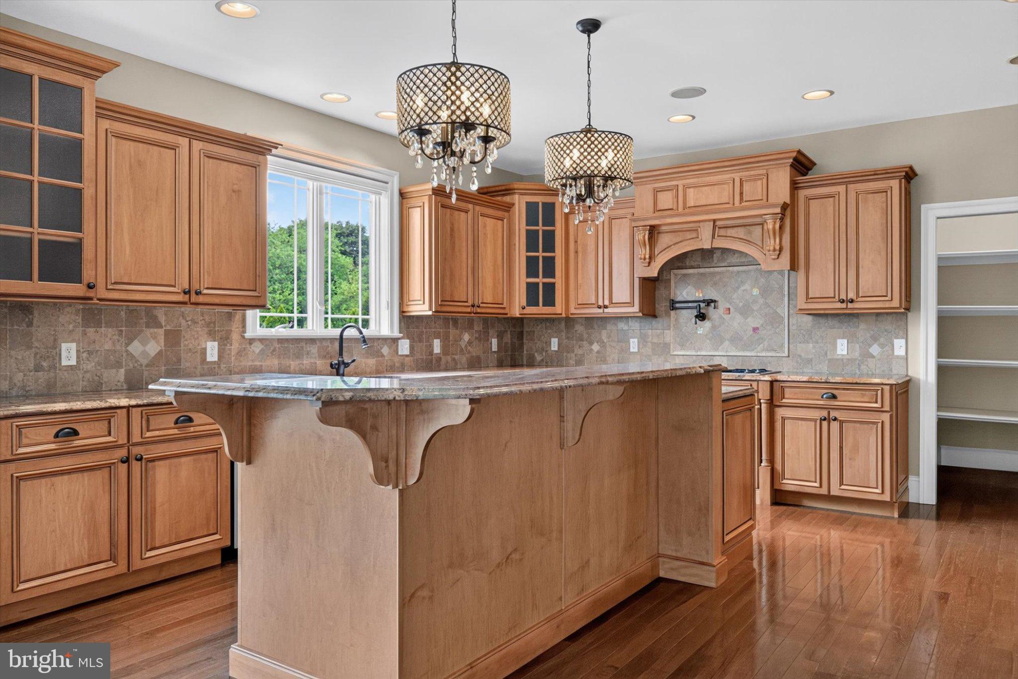 DEAVEN WOODS - Residential