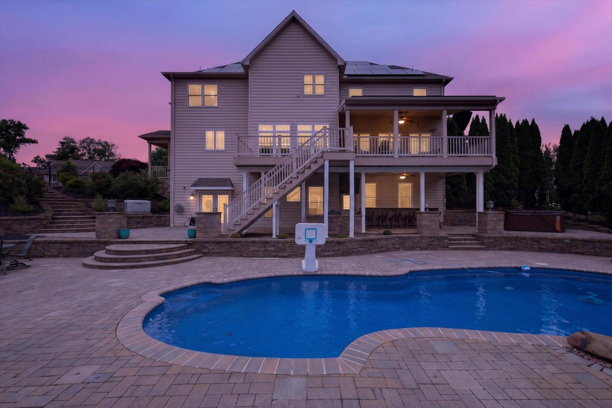 DEAVEN WOODS - Residential