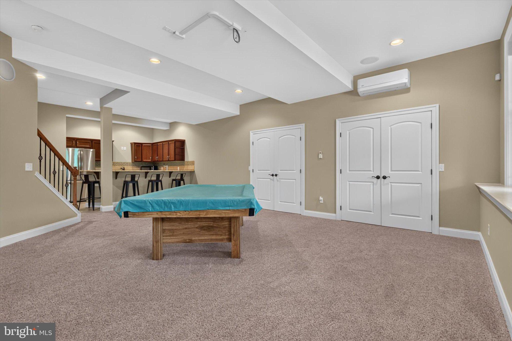 DEAVEN WOODS - Residential