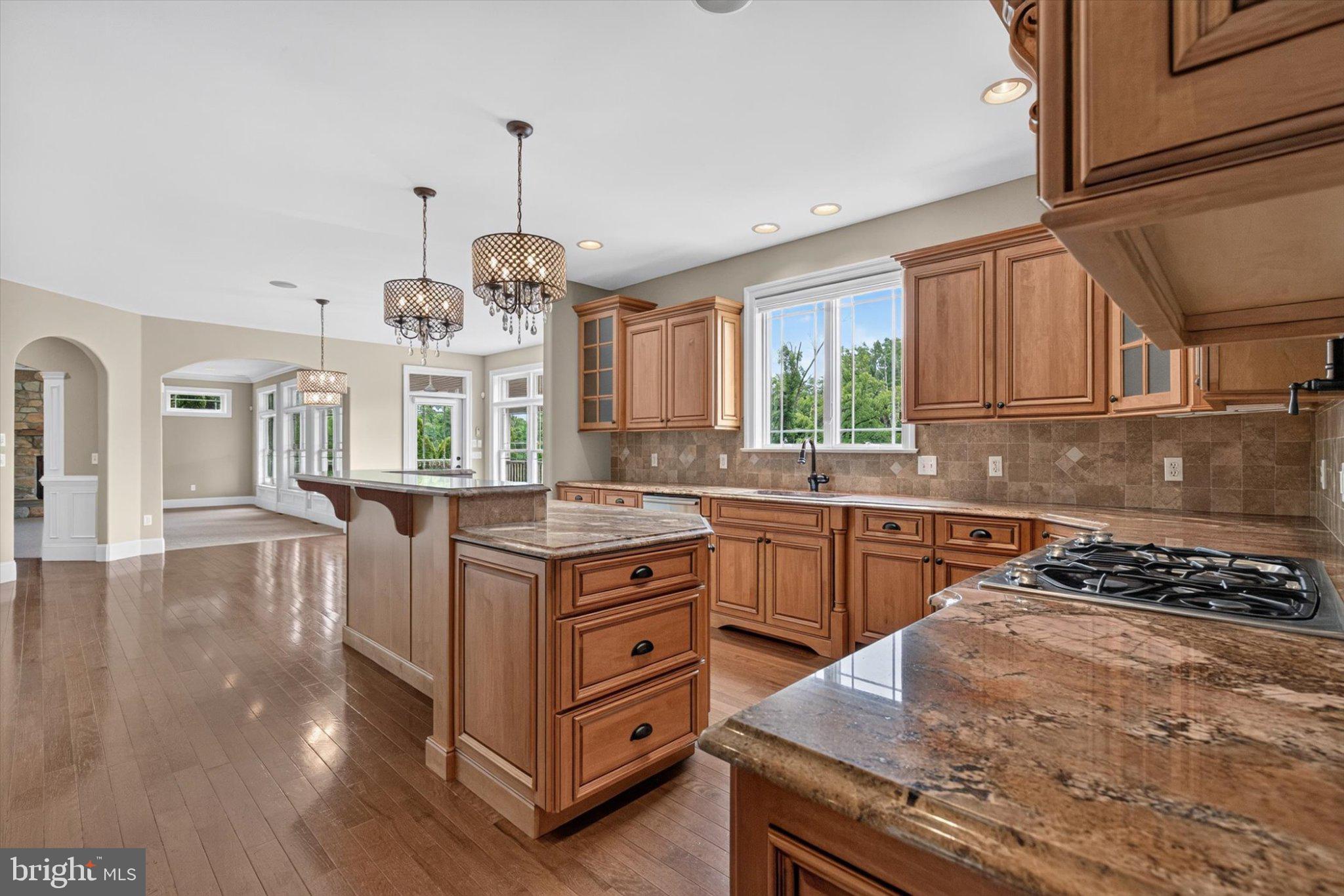 DEAVEN WOODS - Residential
