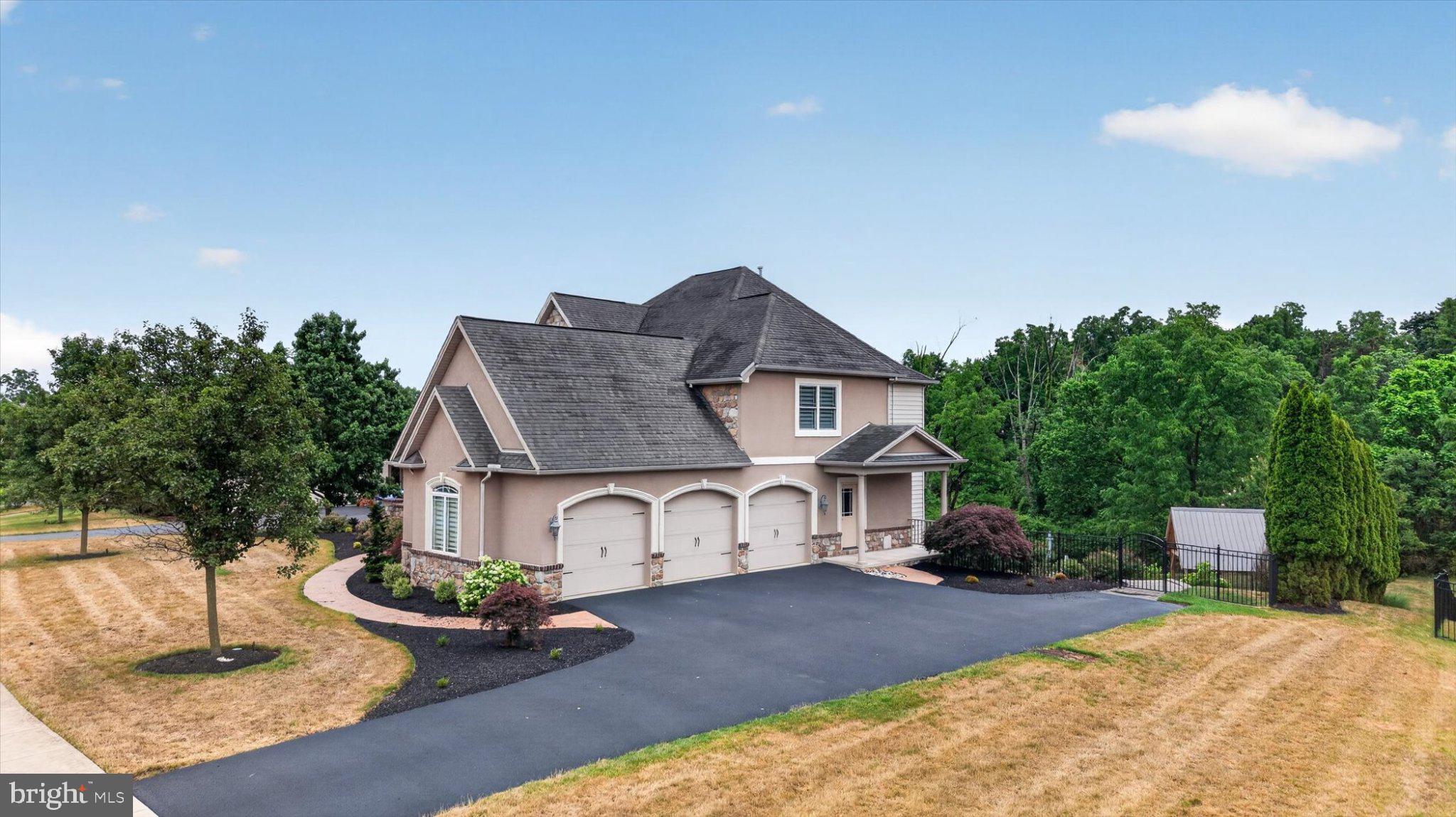 DEAVEN WOODS - Residential