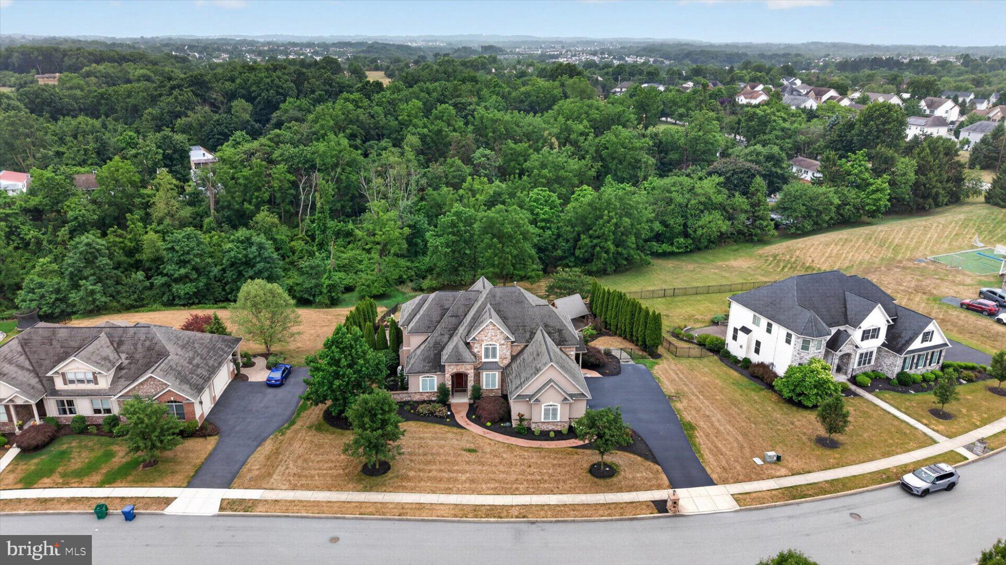DEAVEN WOODS - Residential